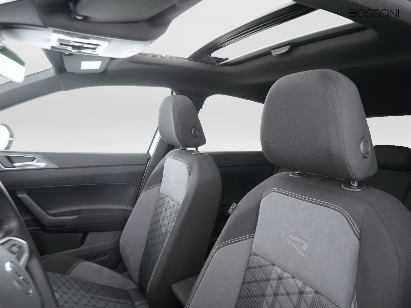 21 - Volkswagen Taigo 1.0 tsi 115cv r-line dsg