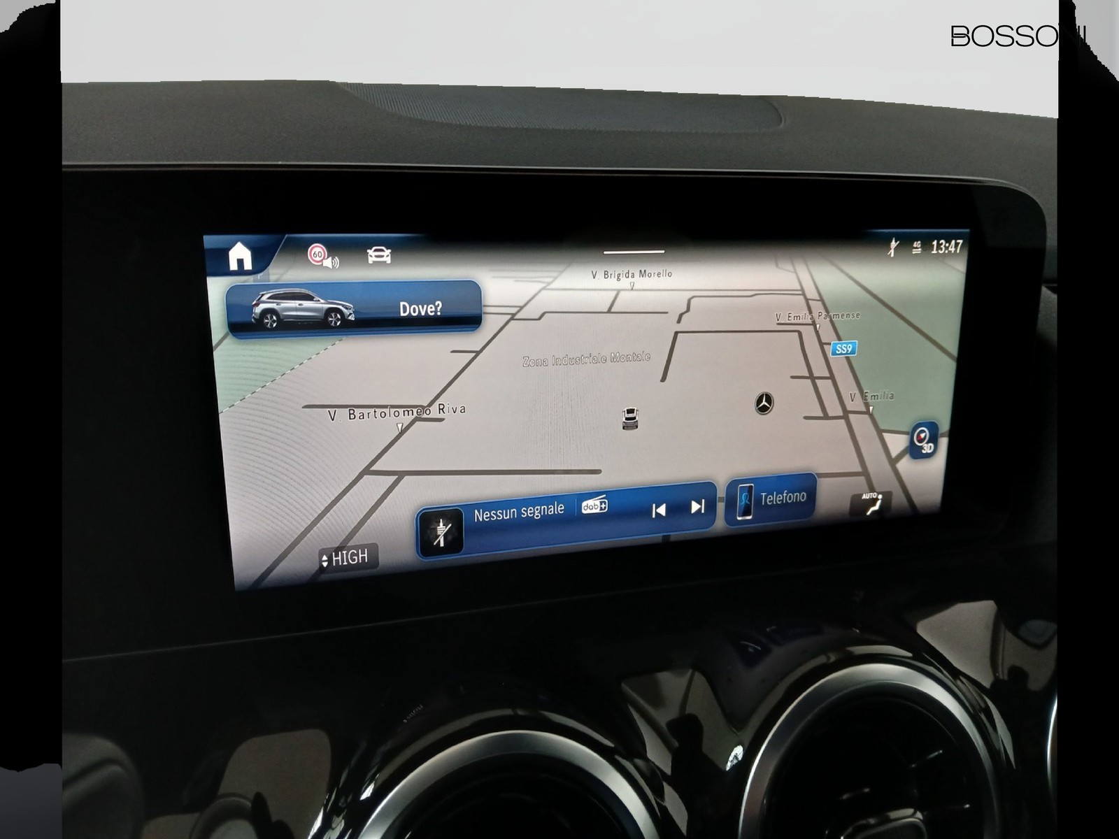 10 - Mercedes GLA 180 d progressive advanced 8g-dct