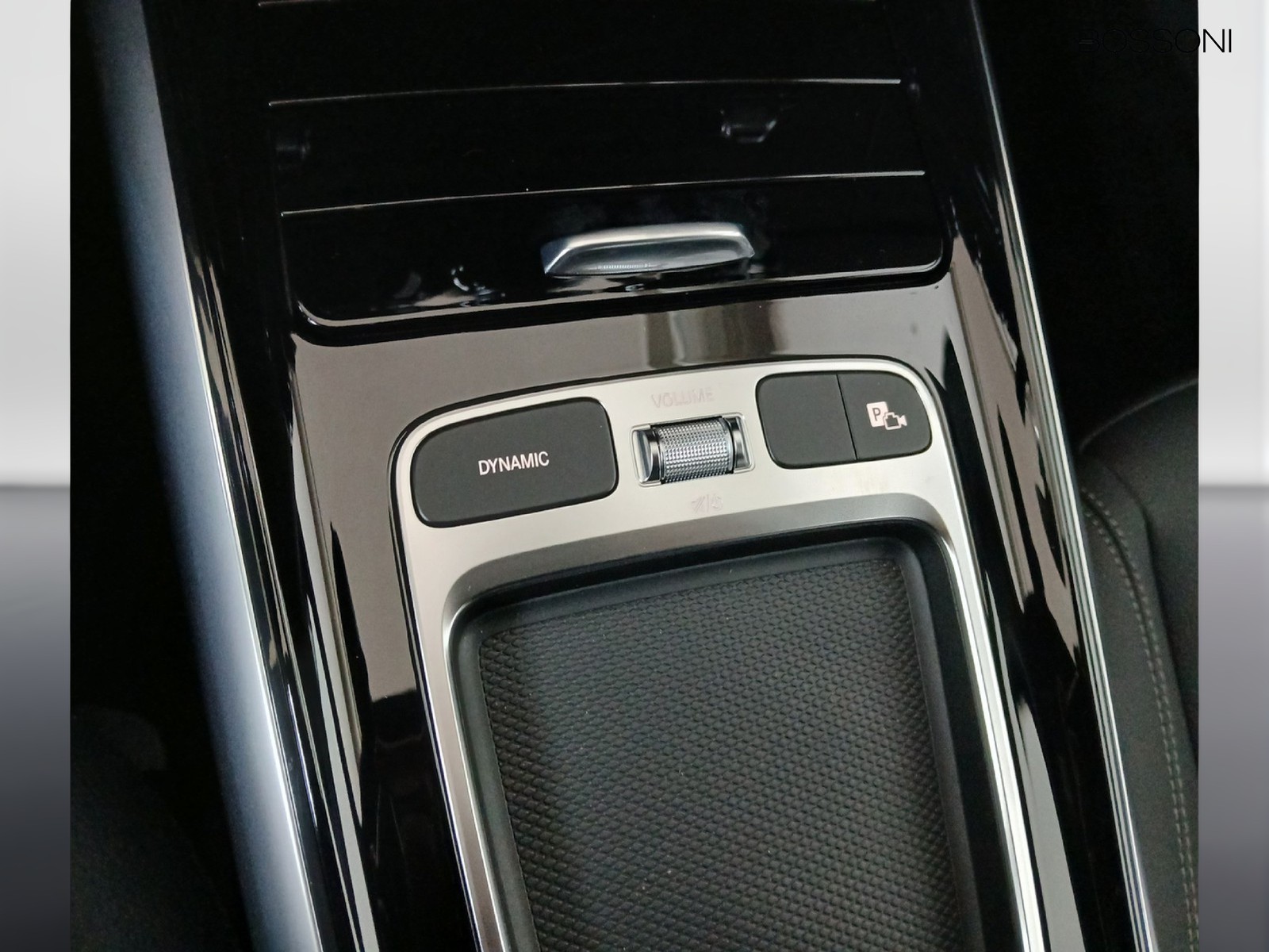 14 - Mercedes GLA 180 d progressive advanced 8g-dct