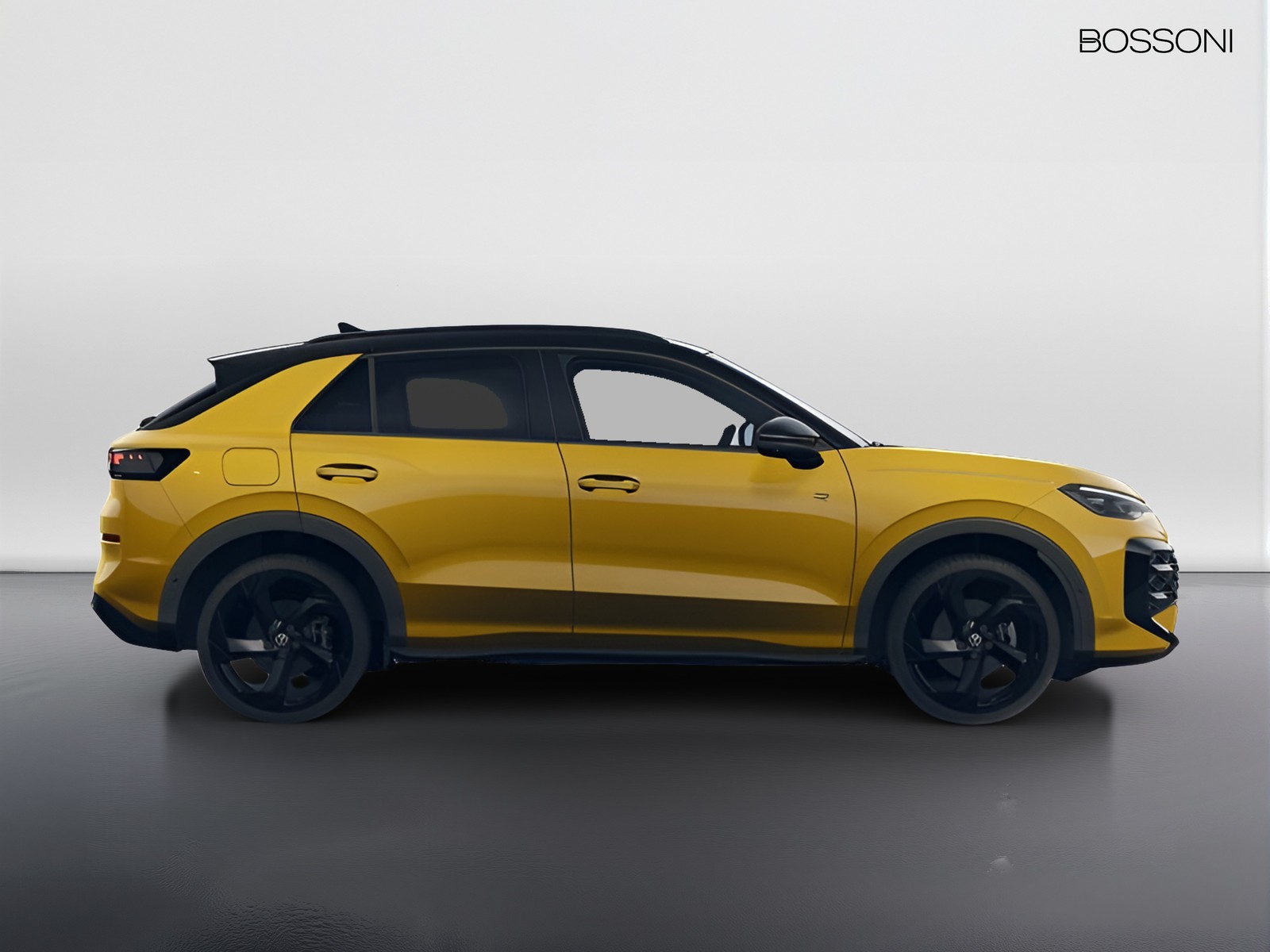 4 - Volkswagen T-Roc 1.5 etsi act 150cv r-line dsg