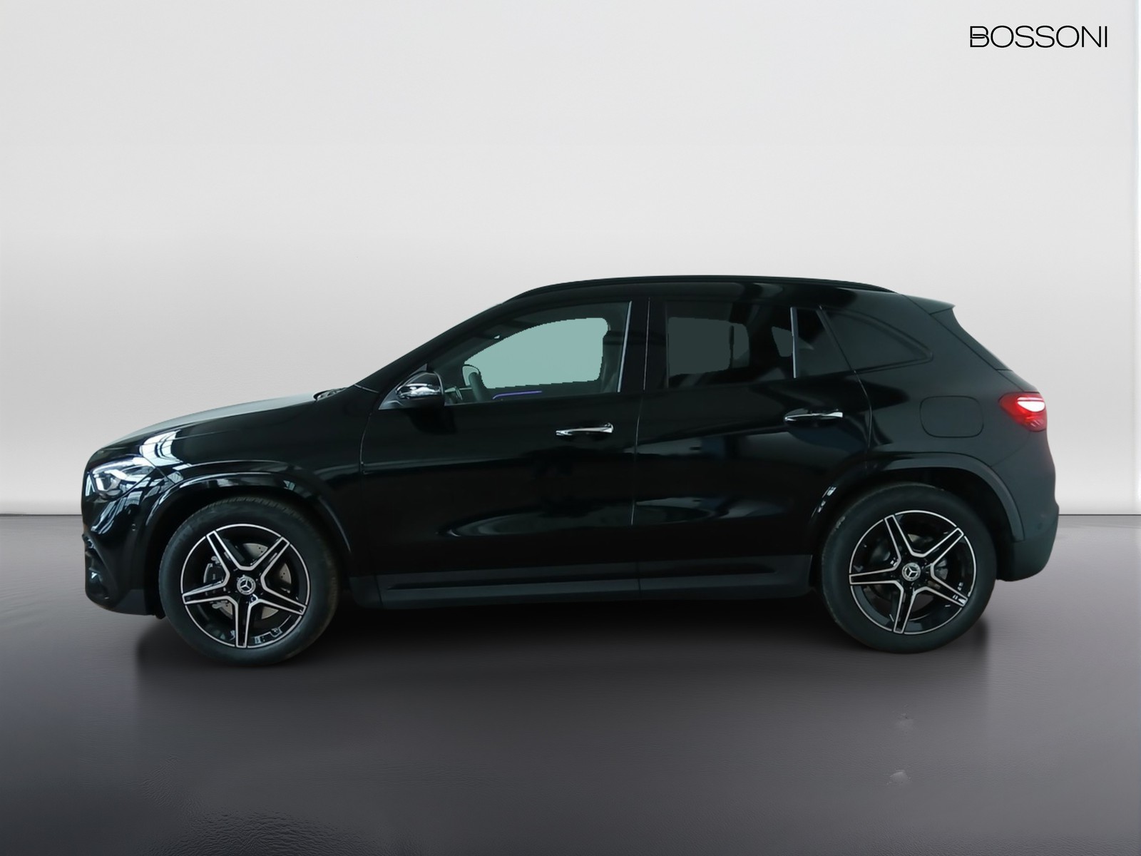3 - Mercedes GLA 180 d amg line advanced plus 8g-dct