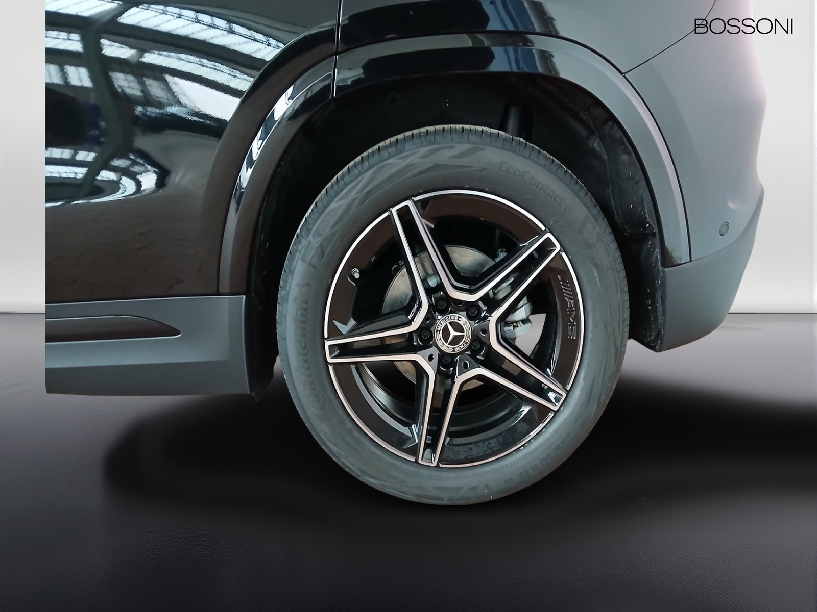 4 - Mercedes GLA 180 d amg line advanced plus 8g-dct