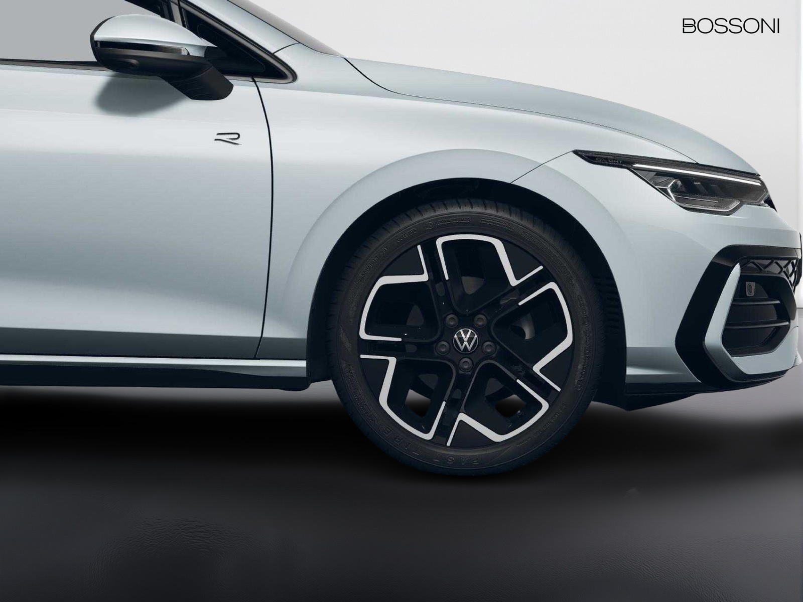 9 - Volkswagen Golf 2.0 tdi scr 150cv r-line plus dsg