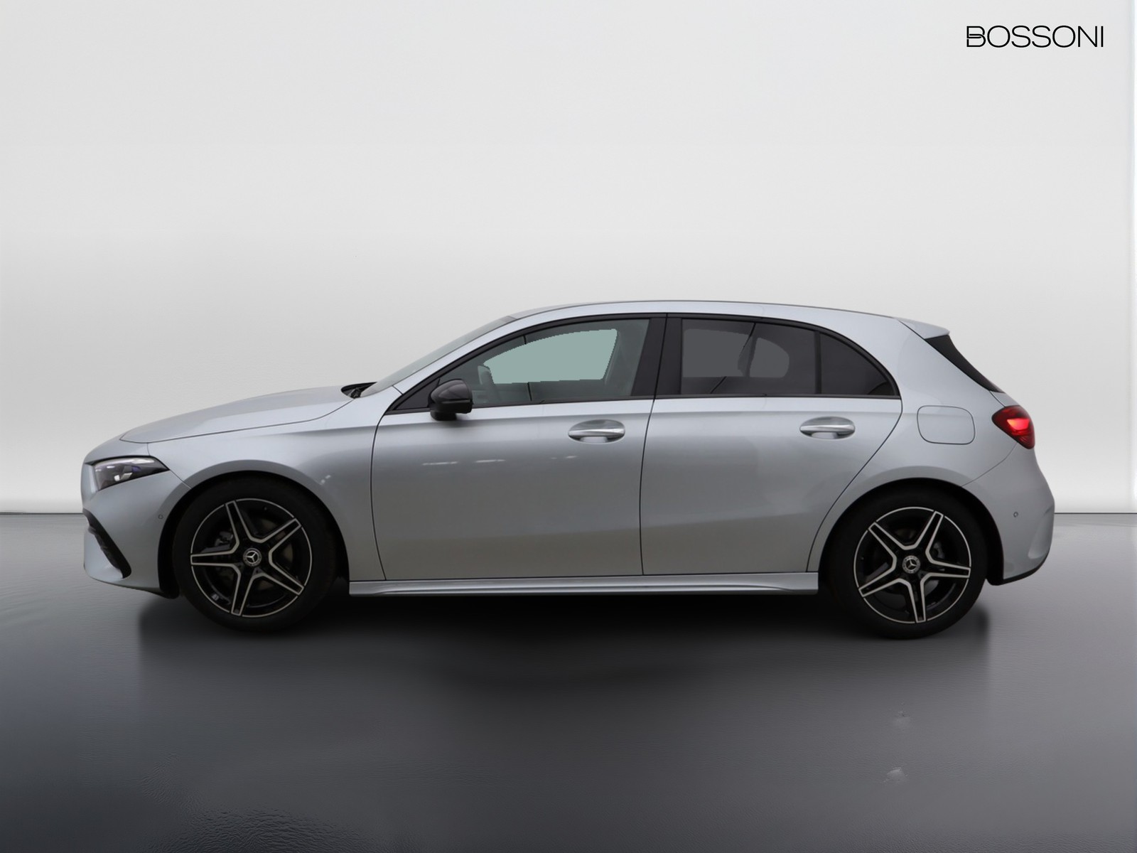 3 - Mercedes Classe A 180 d amg line extra speedshift dct amg 8g