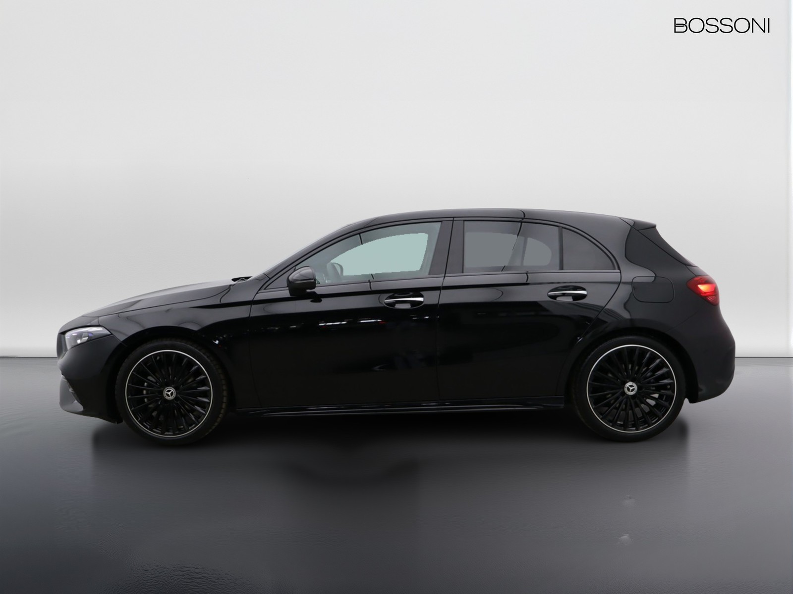 3 - Mercedes Classe A 180 d amg line premium speedshift dct amg 8g