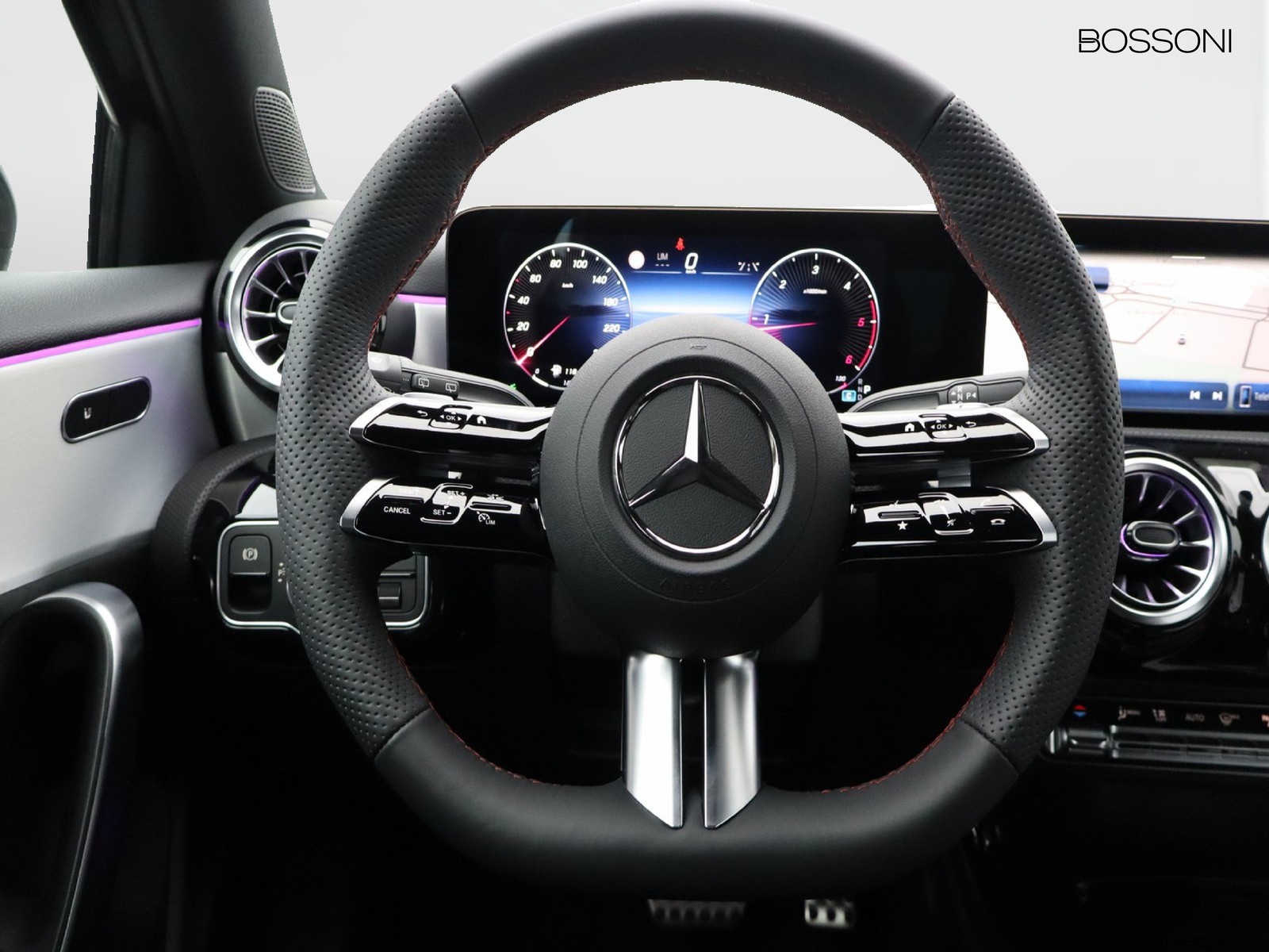 17 - Mercedes Classe A 180 d amg line premium speedshift dct amg 8g