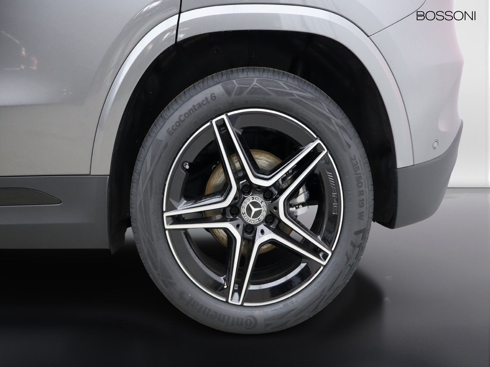 4 - Mercedes GLA 180 d amg line advanced plus 8g-dct