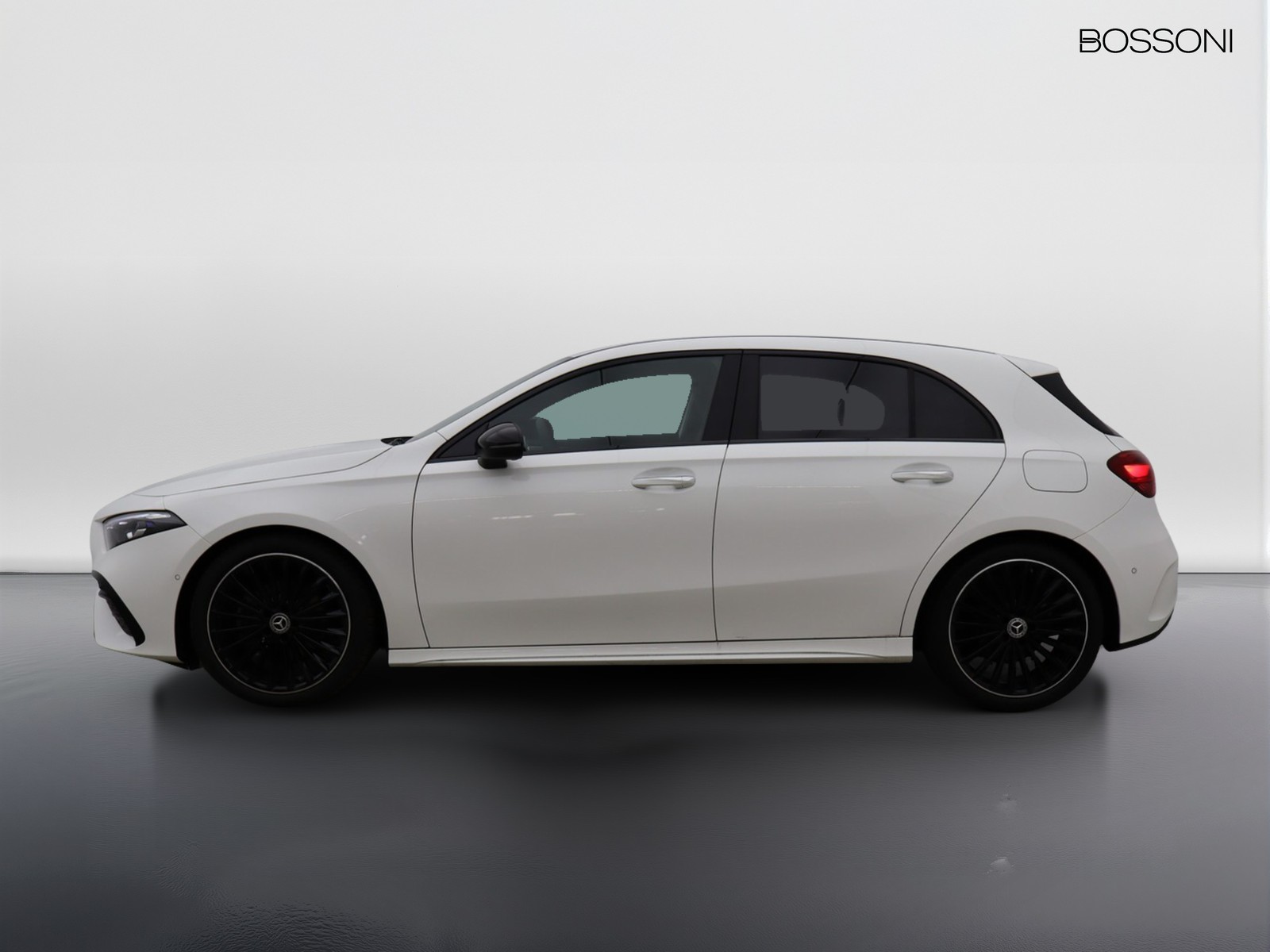 3 - Mercedes Classe A 180 d amg line extra speedshift dct amg 8g