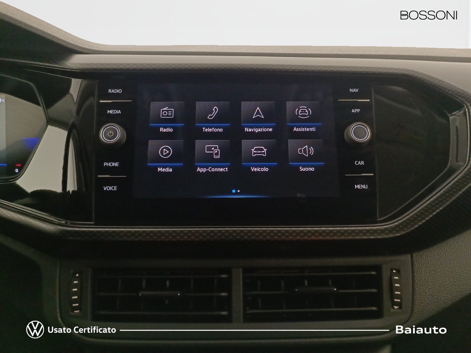 10 - Volkswagen T-Cross 1.0 tsi 95cv style