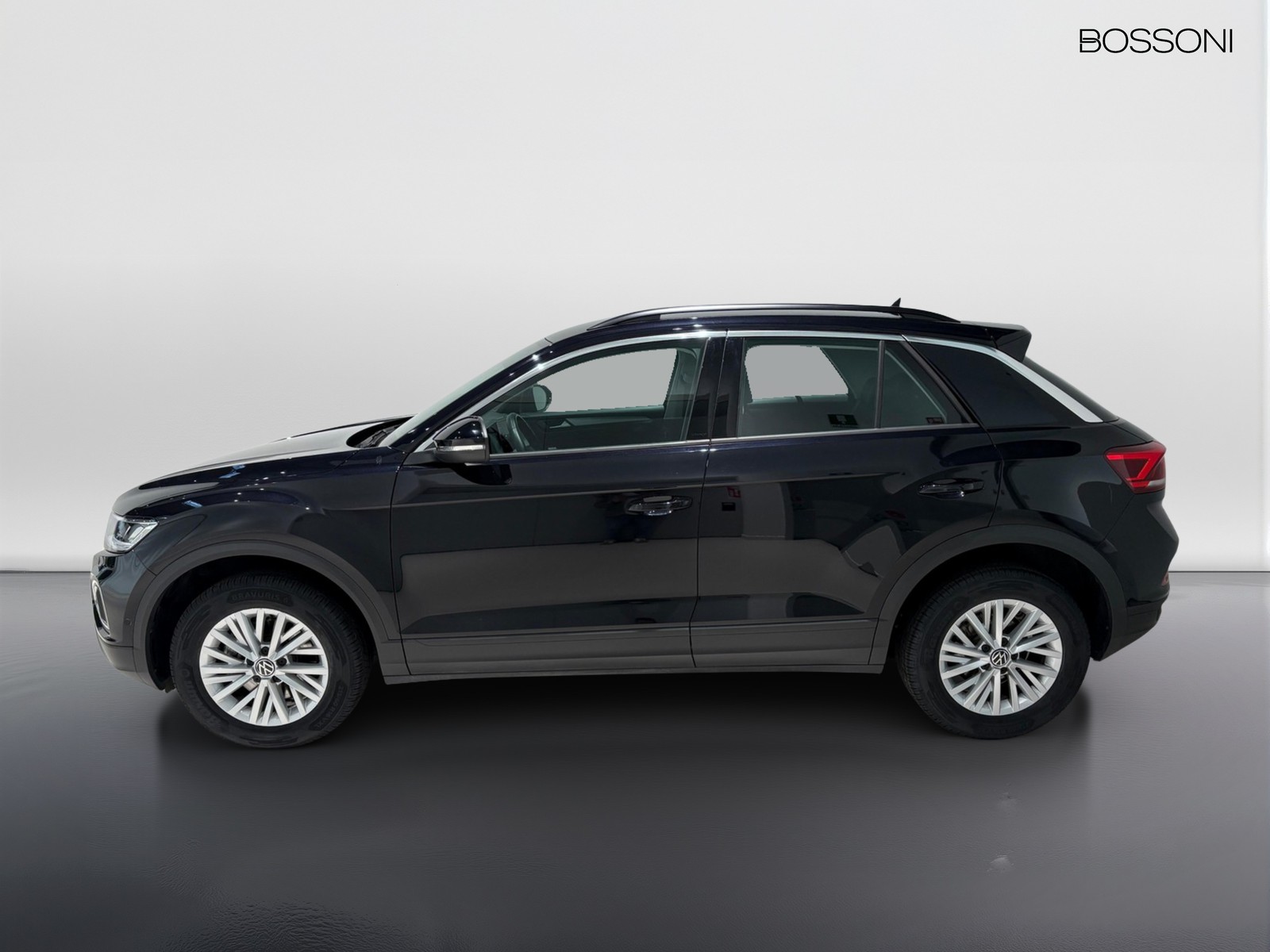 4 - Volkswagen T-Roc 2.0 tdi scr 150cv life dsg