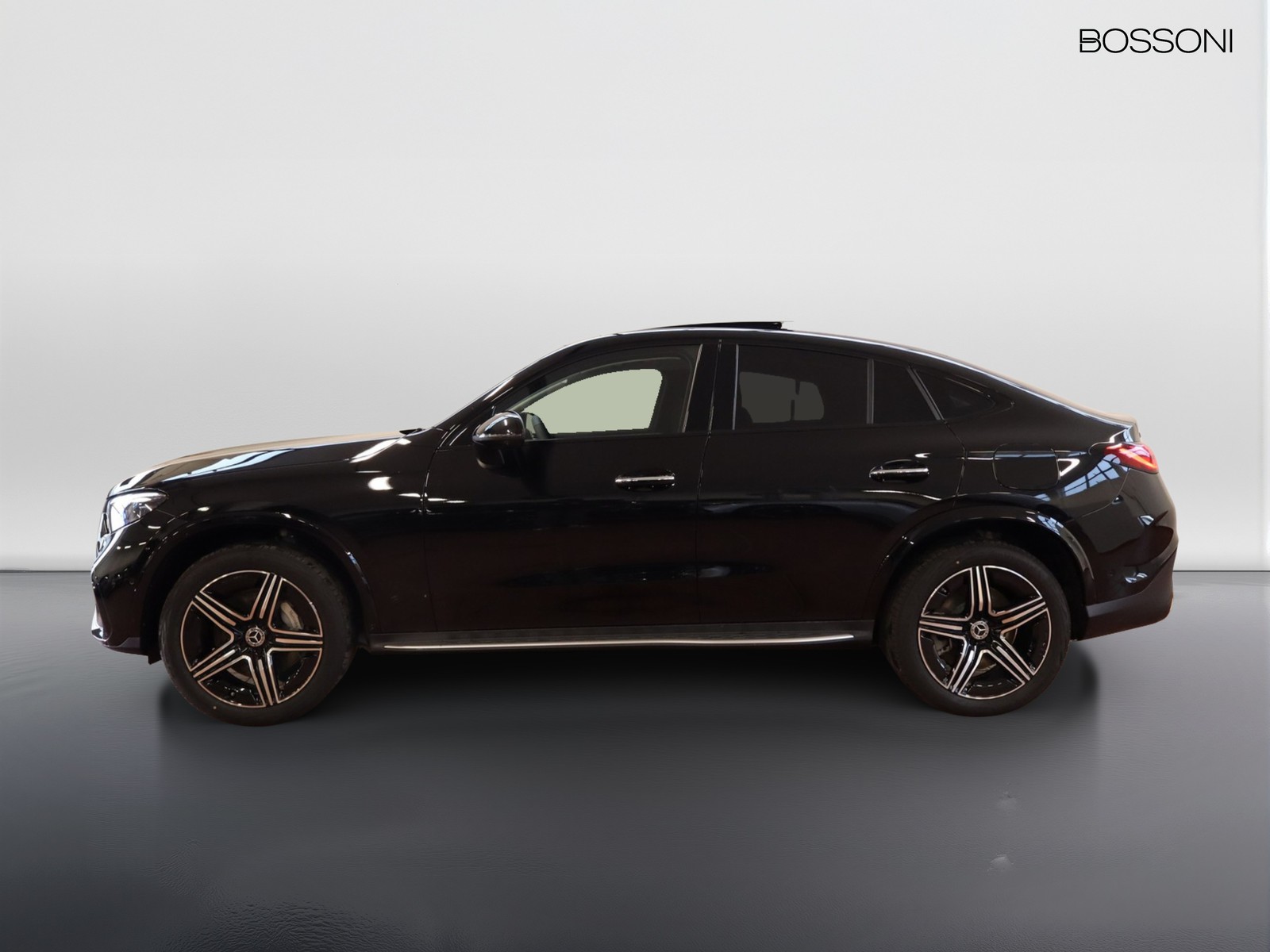 3 - Mercedes GLC coupe 300 de plug in hybrid amg line premium tech 4matic 9g-tronic