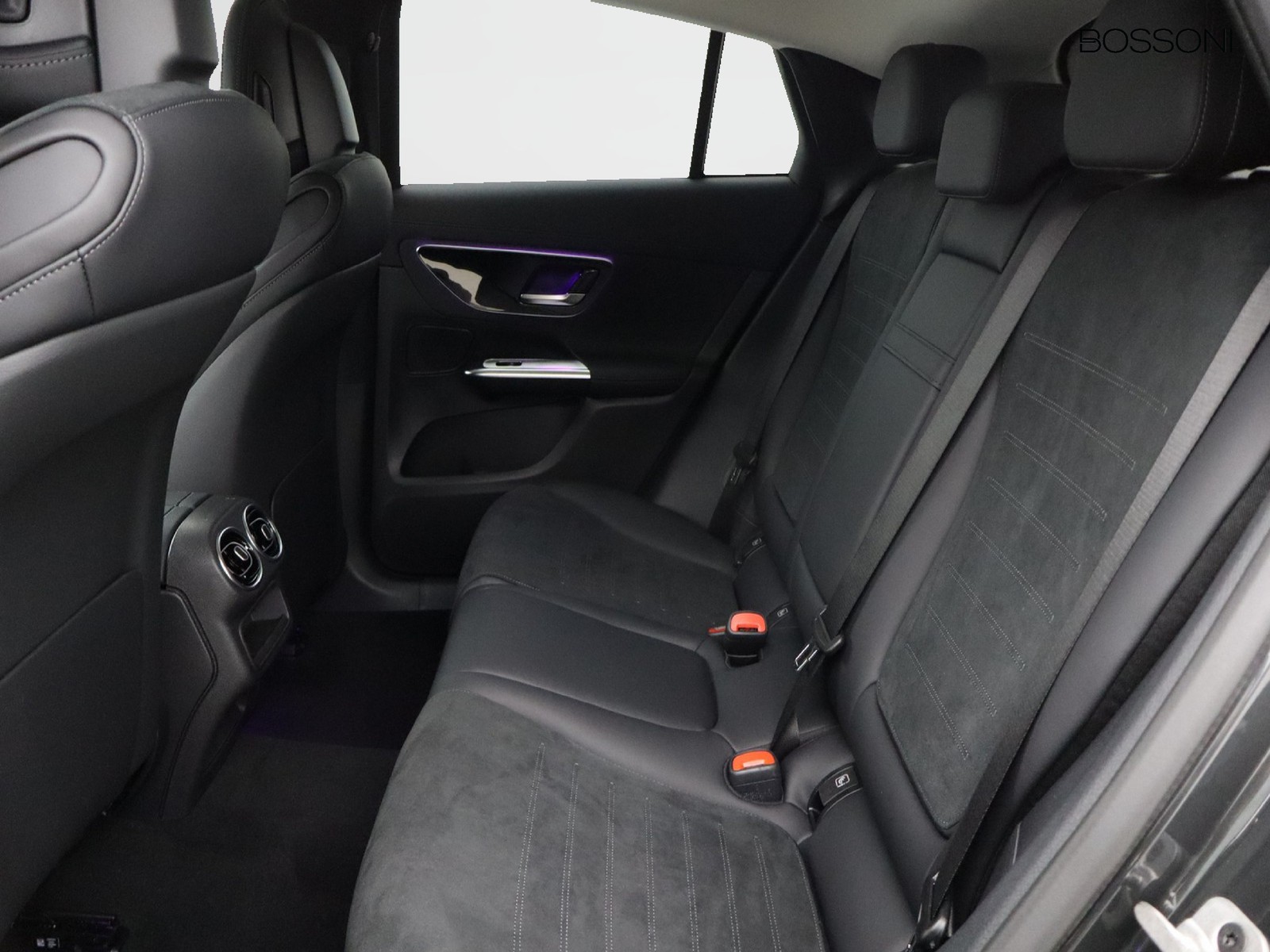 8 - Mercedes GLC coupe 220 d amg line advanced 4matic 9g-tronic