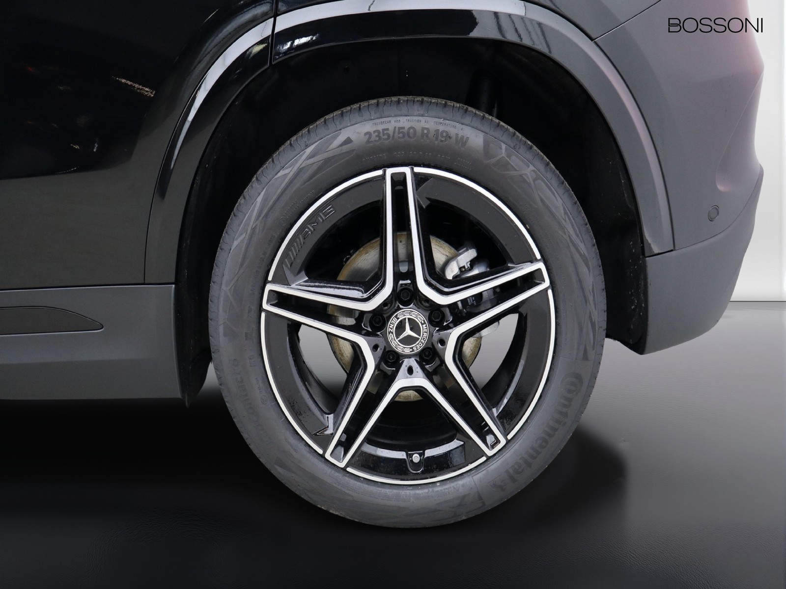 4 - Mercedes GLA 200 d amg line advanced plus 4matic 8g-dct