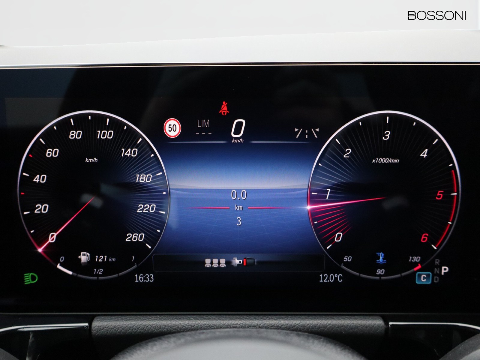 9 - Mercedes GLA 200 d amg line advanced plus 4matic 8g-dct