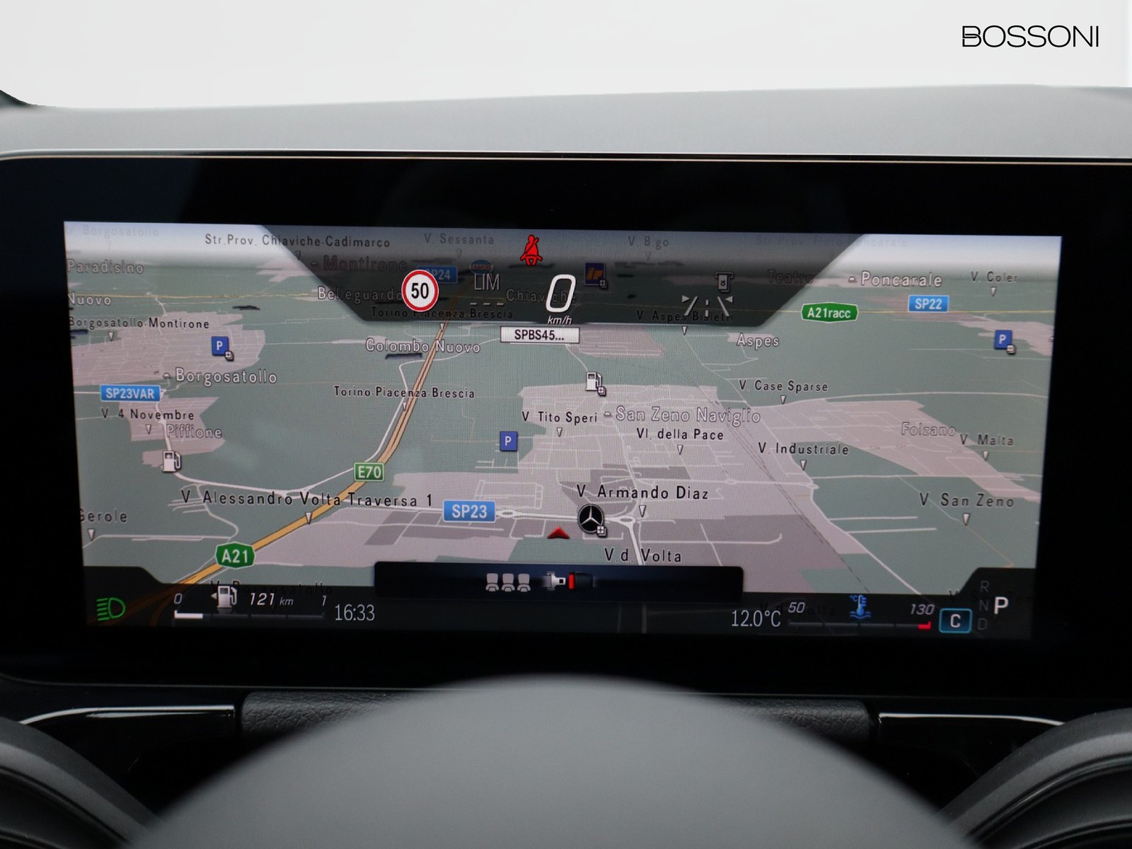 16 - Mercedes GLA 200 d amg line advanced plus 4matic 8g-dct