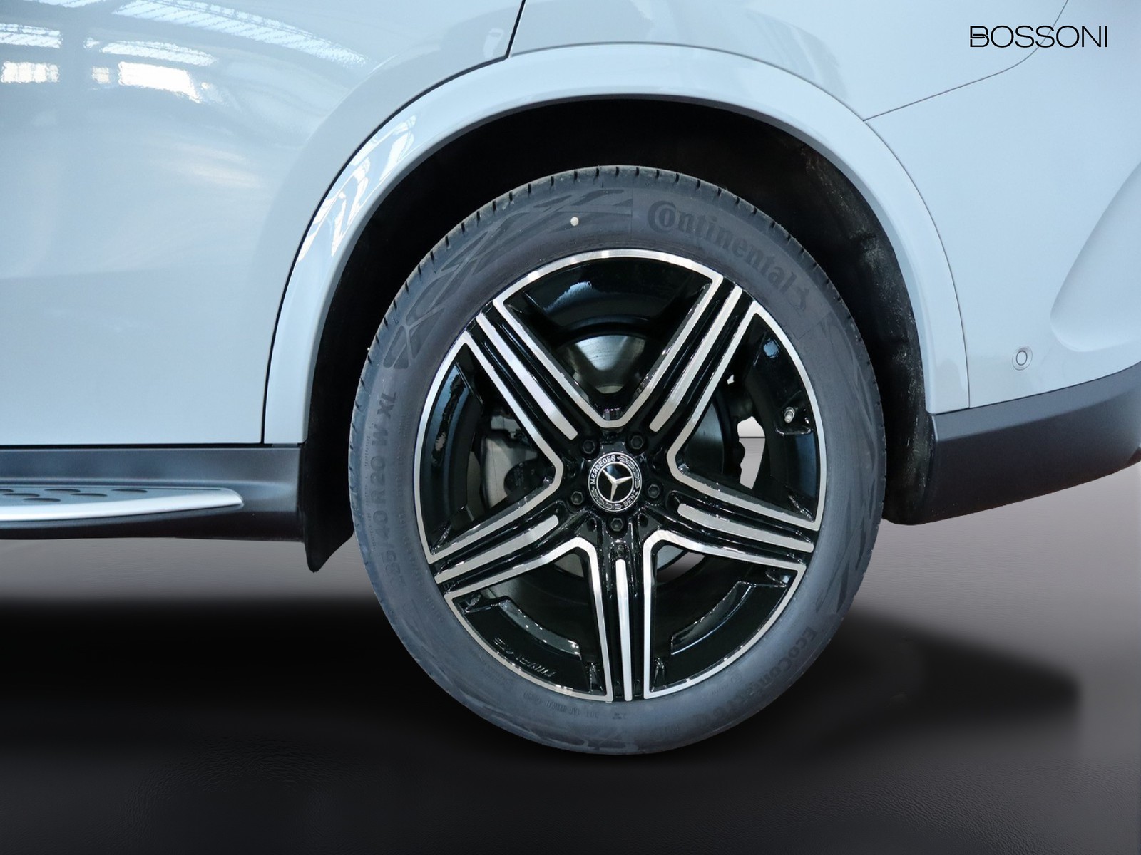 4 - Mercedes GLC suv 300 d amg line premium 4matic 9g-tronic