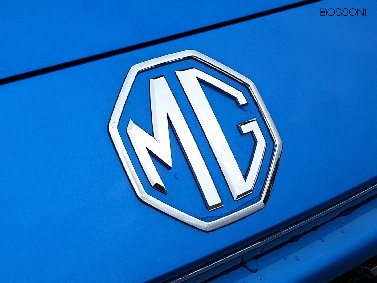 24 - Mg ZS 1.5 hybrid+ comfort auto