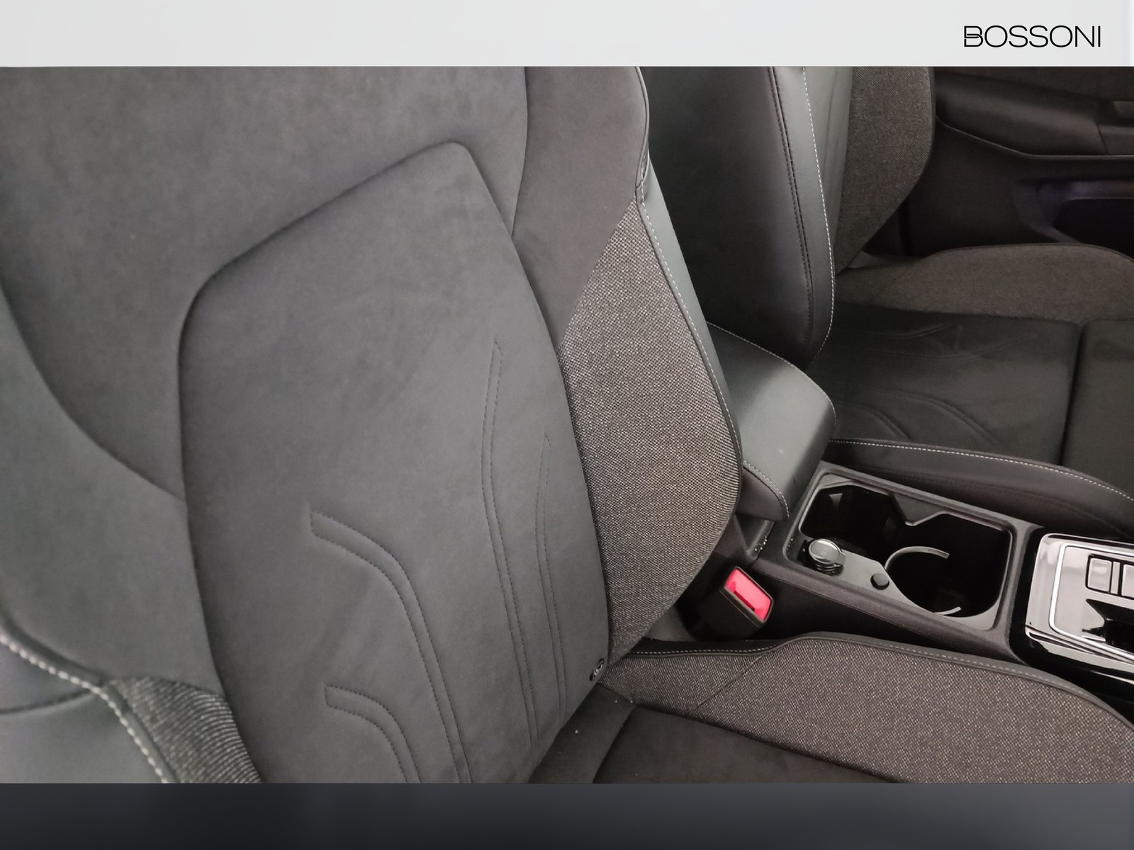 32 - Volkswagen Golf 2.0 tdi scr 150cv style dsg