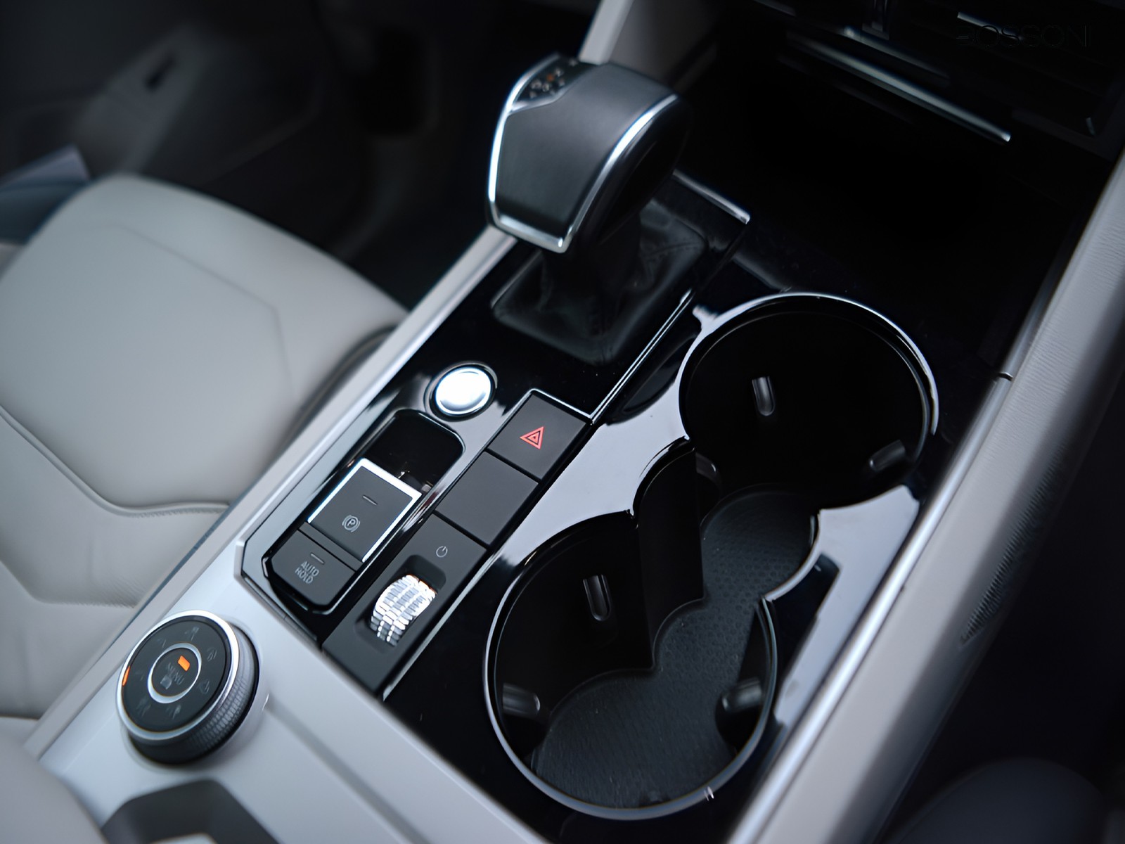 17 - Volkswagen Touareg 3.0 v6 tdi scr 231cv elegance 4motion tiptronic