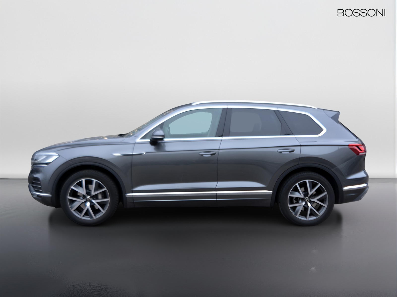 24 - Volkswagen Touareg 3.0 v6 tdi scr 231cv elegance 4motion tiptronic