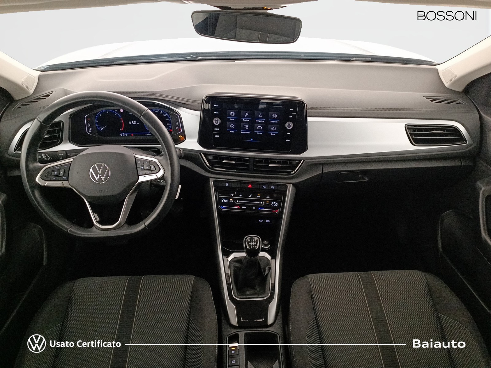 6 - Volkswagen T-Roc 2.0 tdi scr 115cv style