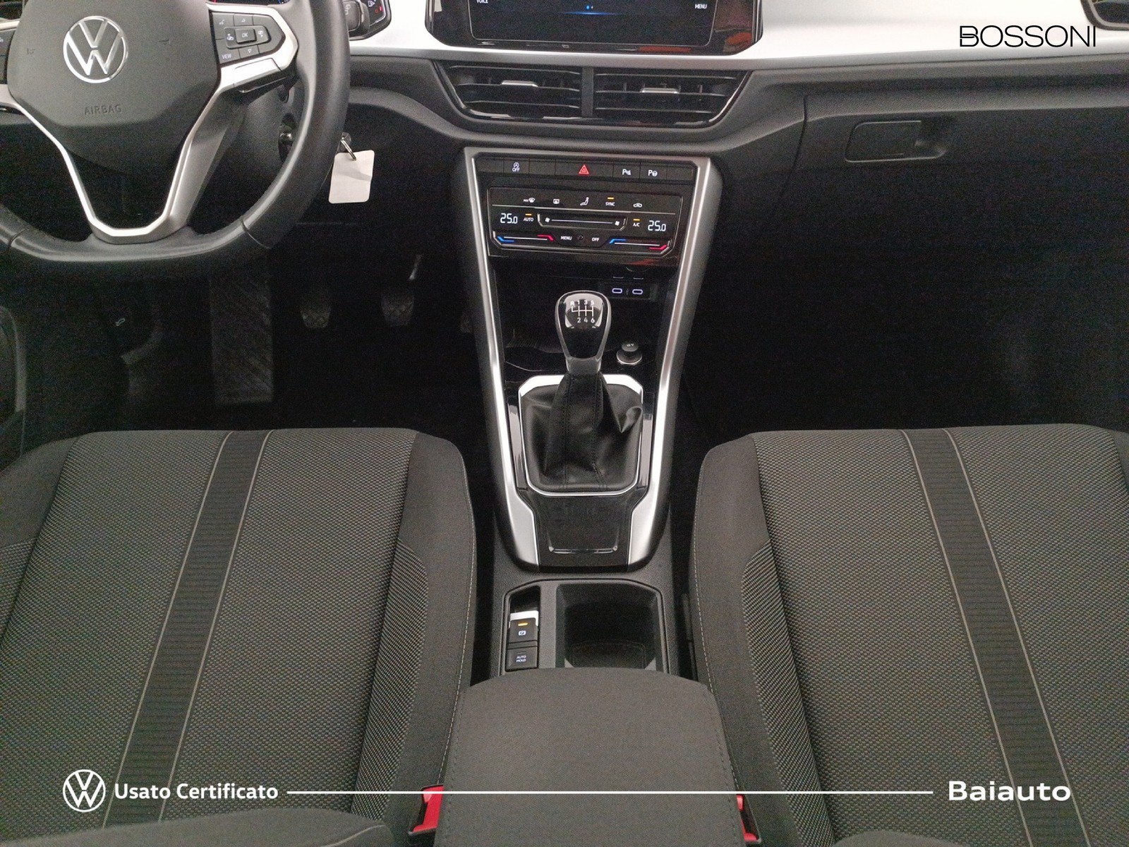 14 - Volkswagen T-Roc 2.0 tdi scr 115cv style