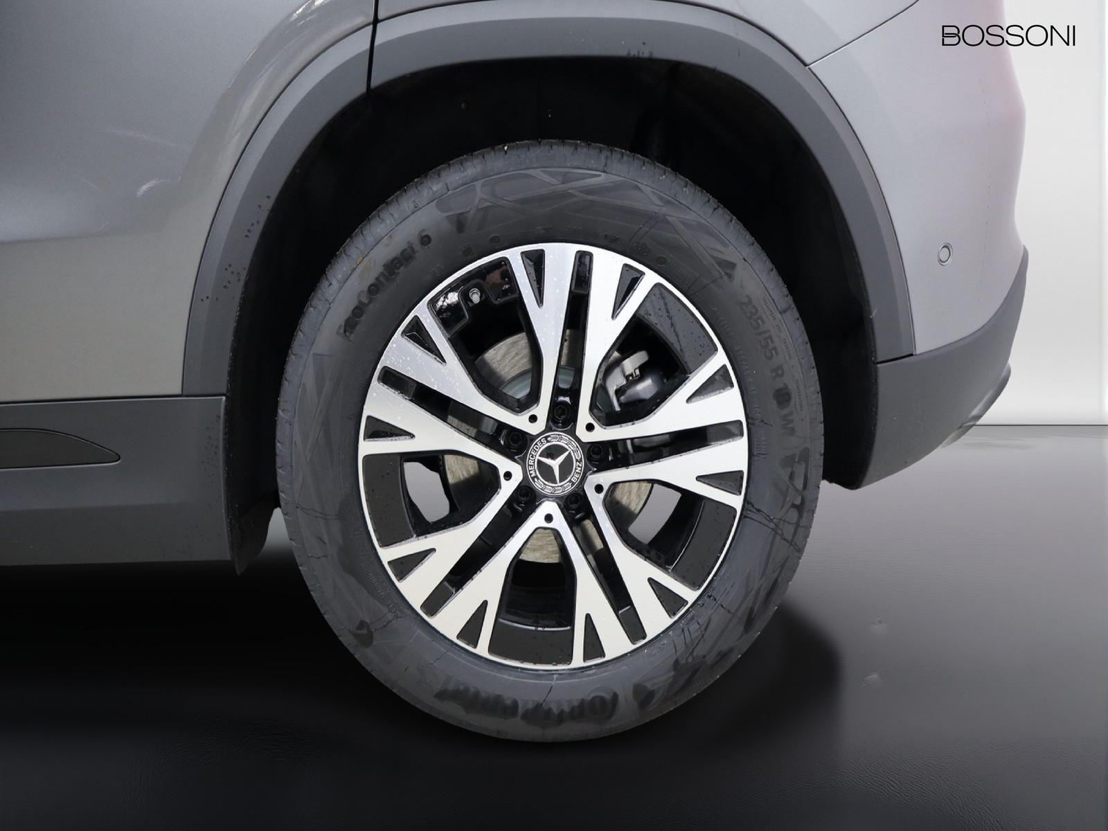 4 - Mercedes GLA 180 d progressive advanced 8g-dct