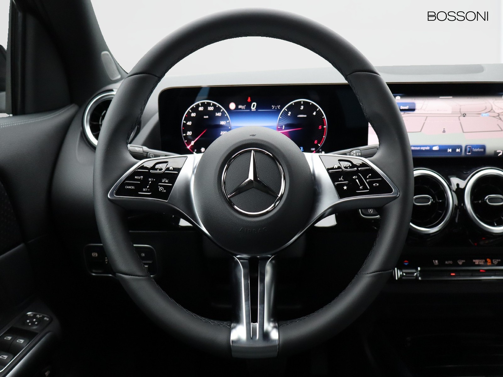 17 - Mercedes GLA 180 d progressive advanced 8g-dct