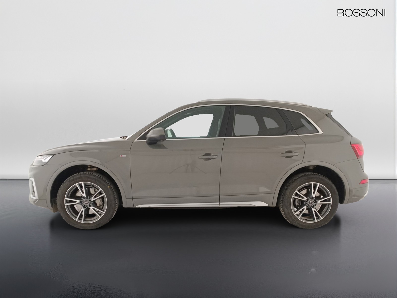 3 - Audi Q5 40 2.0 tdi mhev 12v s line quattro s tronic