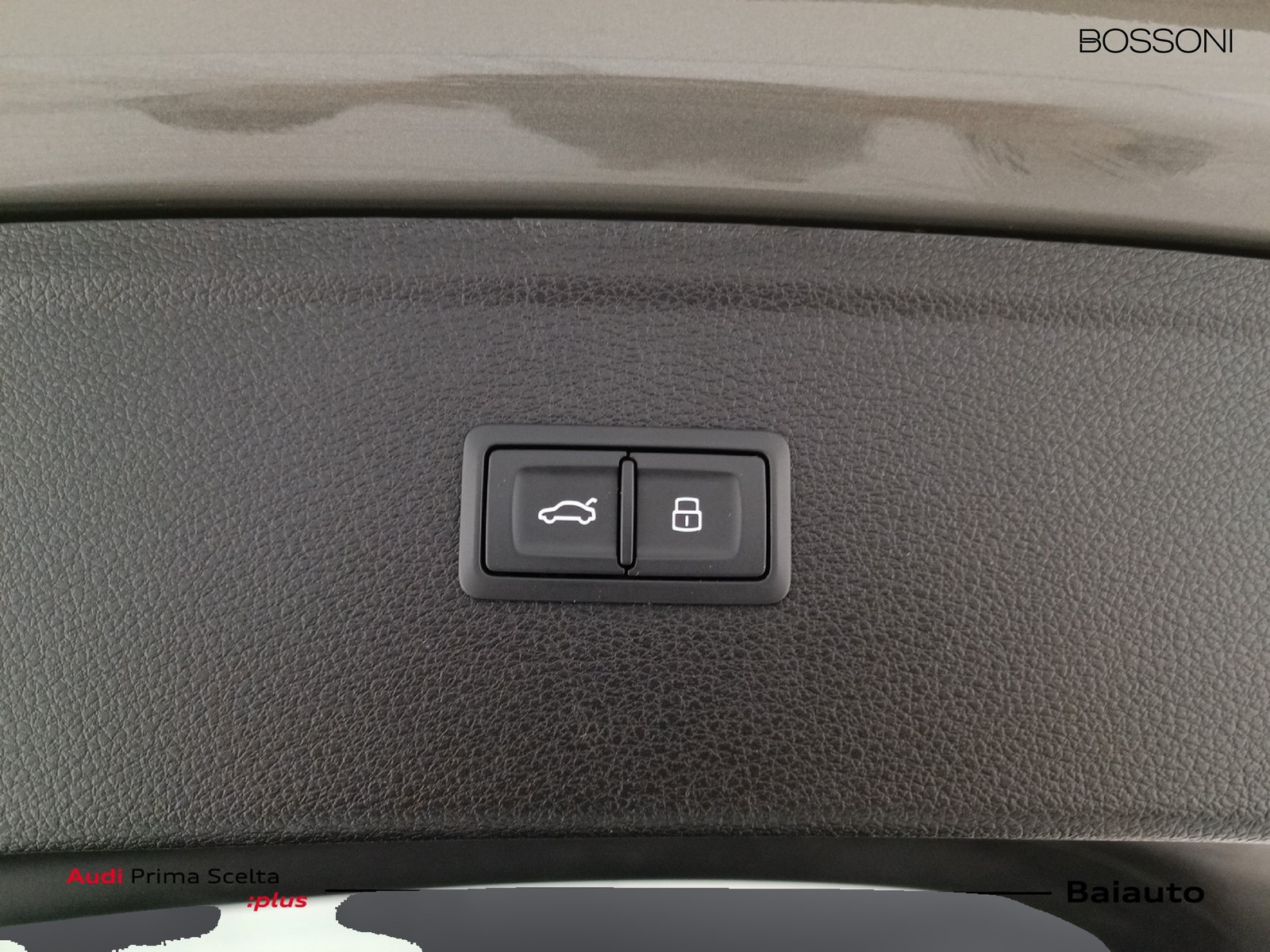 36 - Audi Q5 40 2.0 tdi mhev 12v s line quattro s tronic