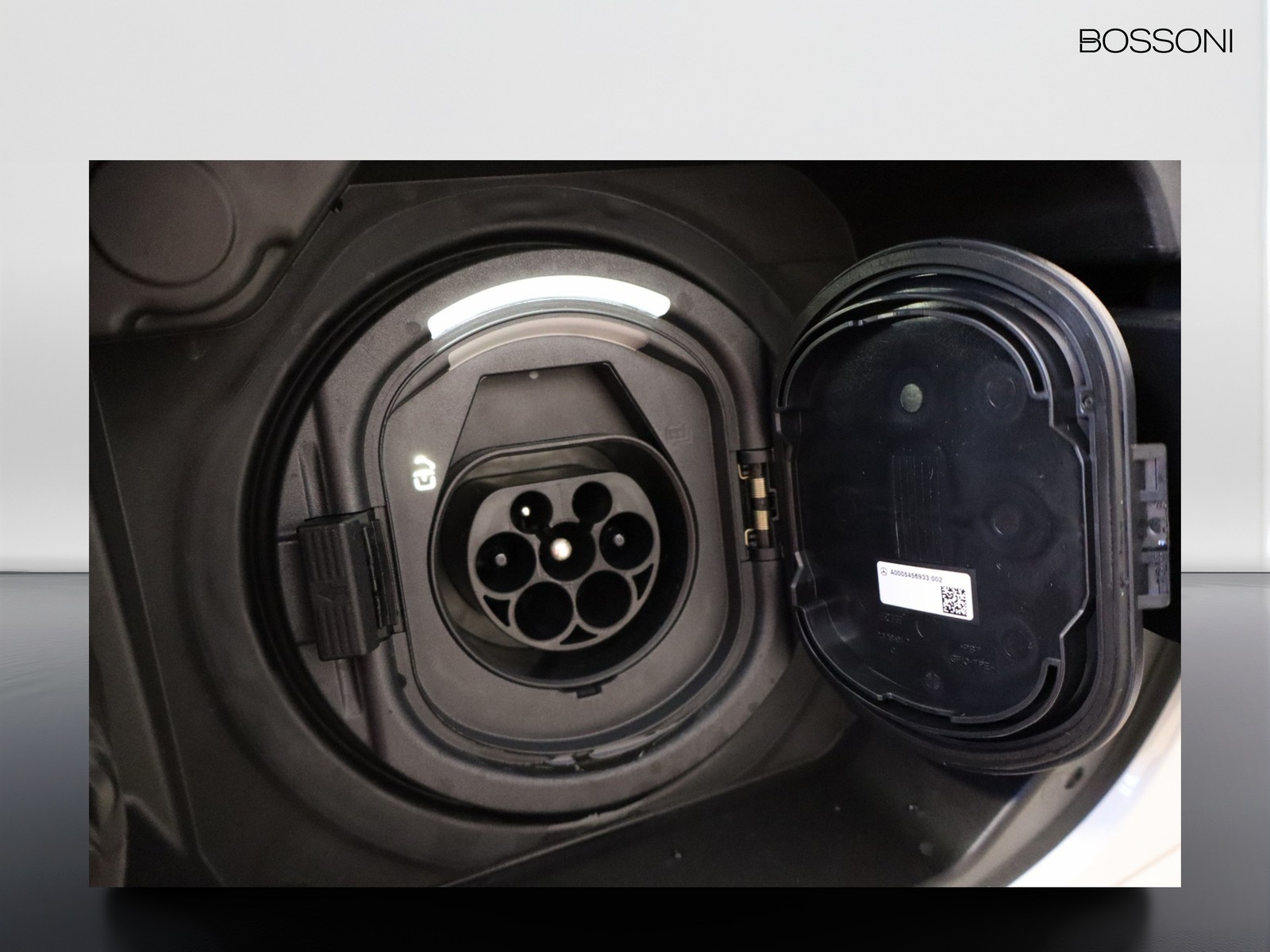 18 - Mercedes GLA 250 e plug-in-hybrid amg line extra 8g-dct