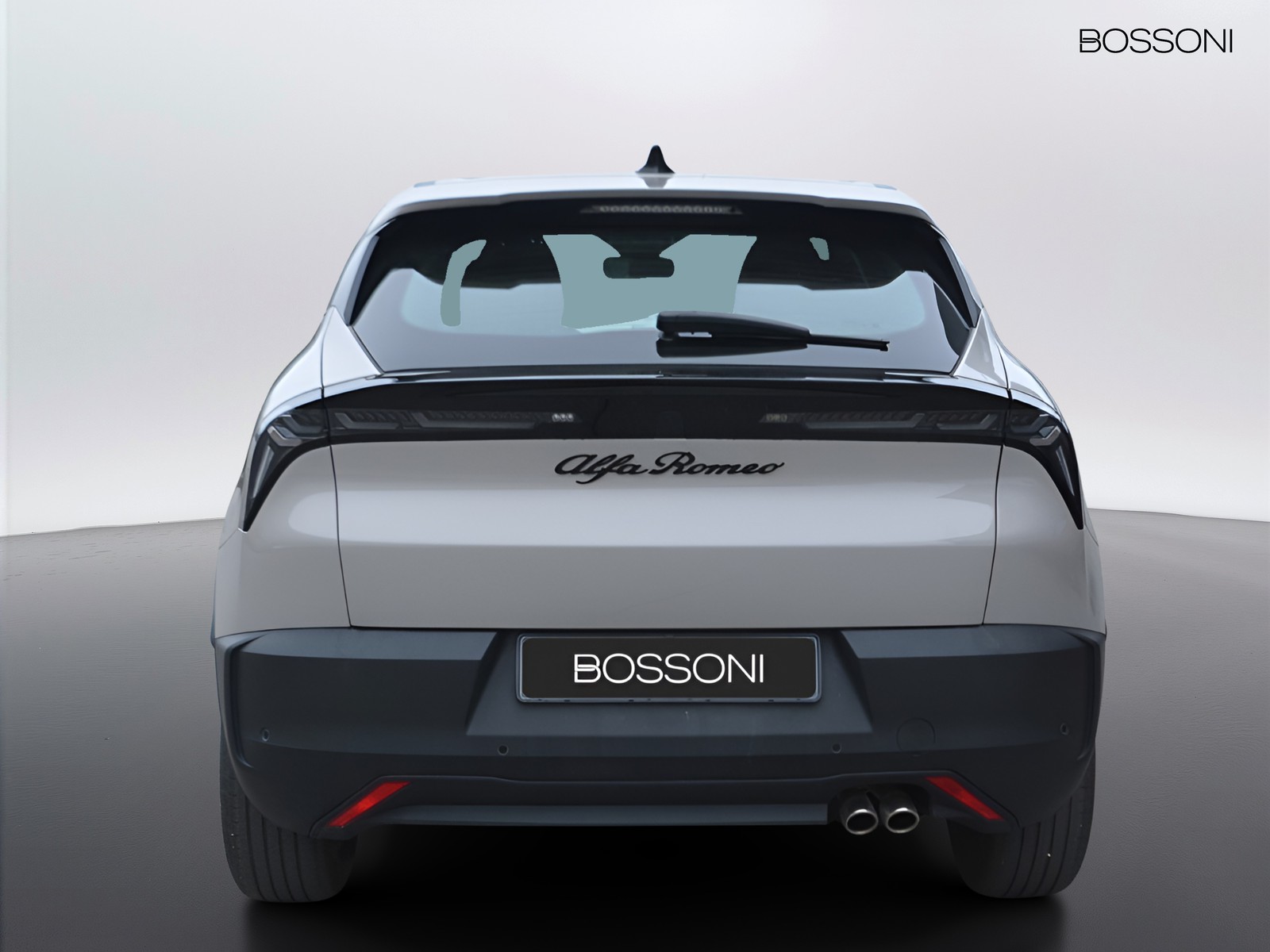 4 - Alfa Romeo Junior 1.2 hybrid 145cv ibrida edct6