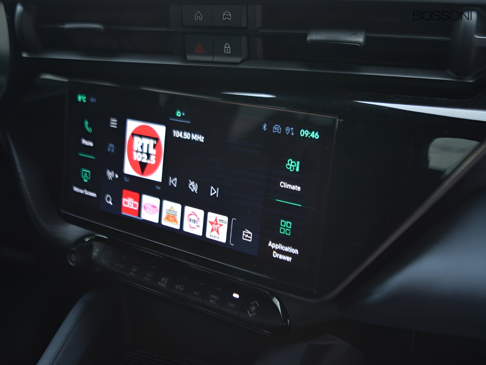 10 - Alfa Romeo Junior 1.2 hybrid 145cv ibrida edct6