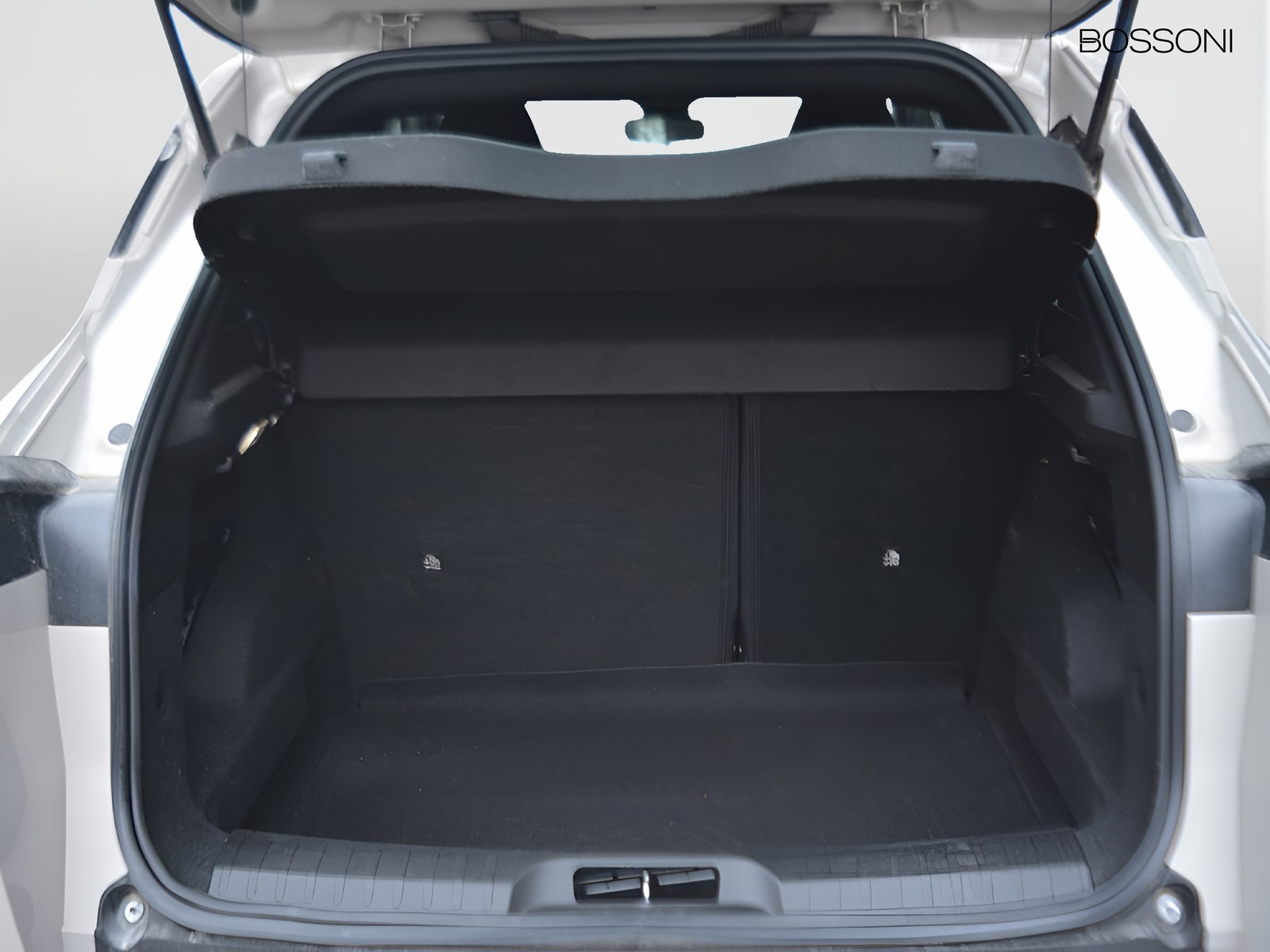 14 - Alfa Romeo Junior 1.2 hybrid 145cv ibrida edct6