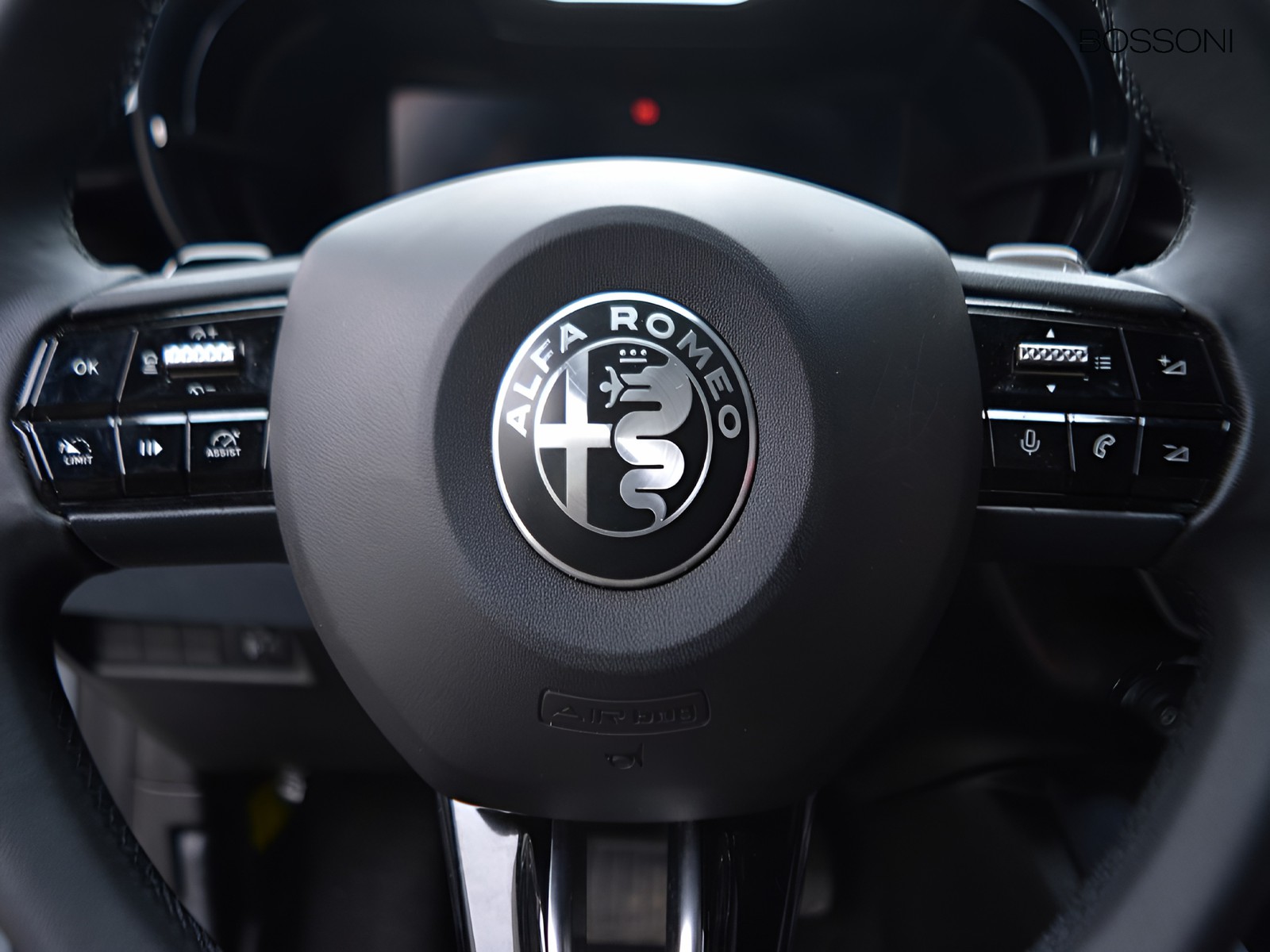 16 - Alfa Romeo Junior 1.2 hybrid 145cv ibrida edct6