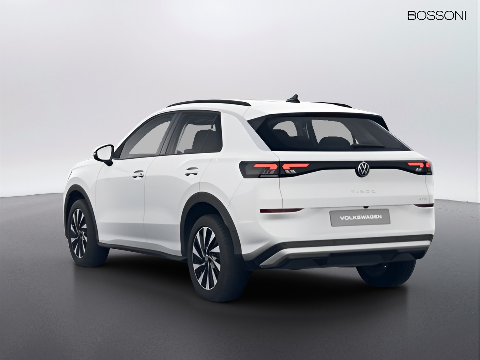 5 - Volkswagen T-Roc 1.5 etsi act 115cv life dsg