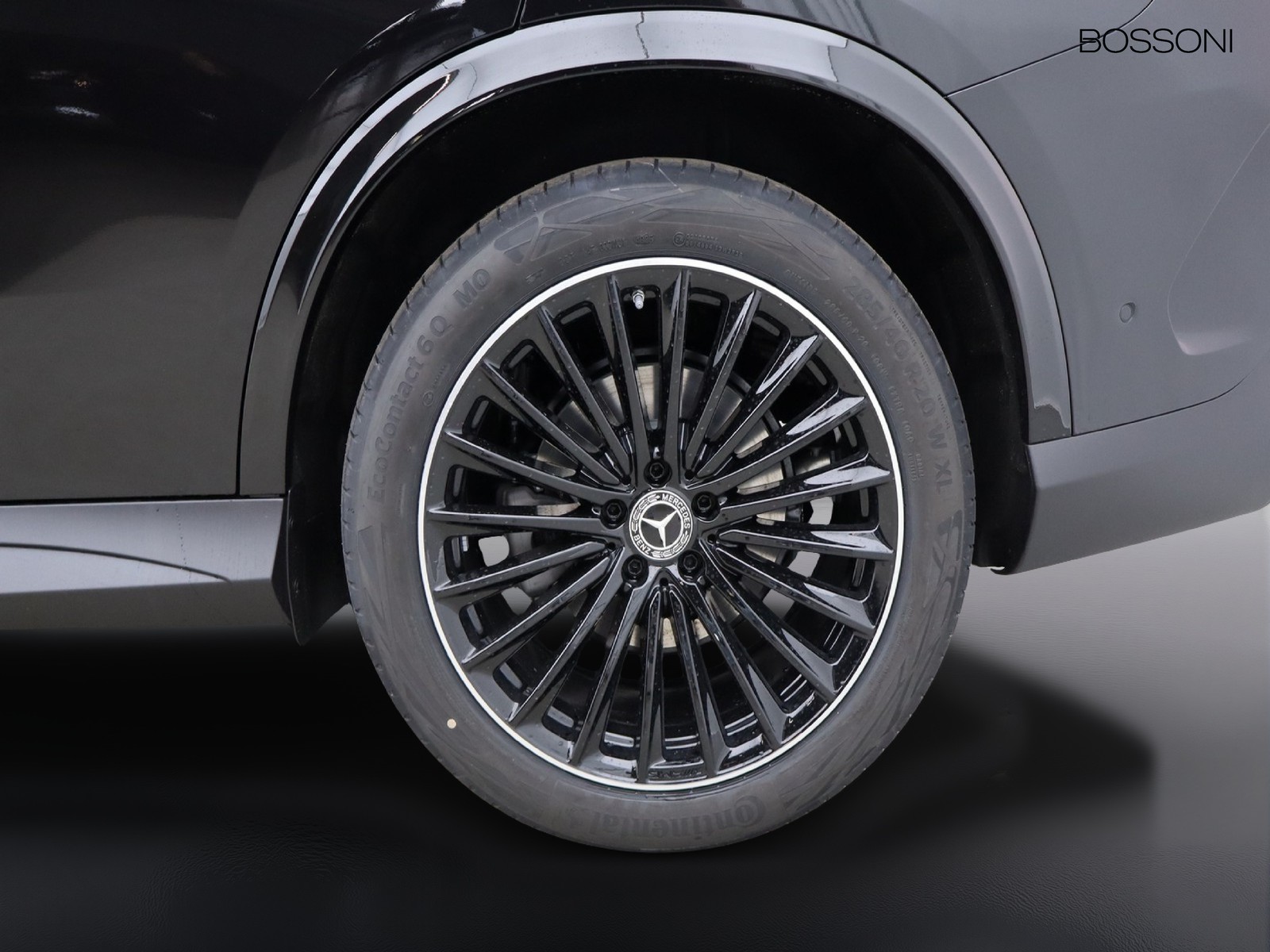 4 - Mercedes GLC coupe 200 amg line advanced 4matic 9g-tronic