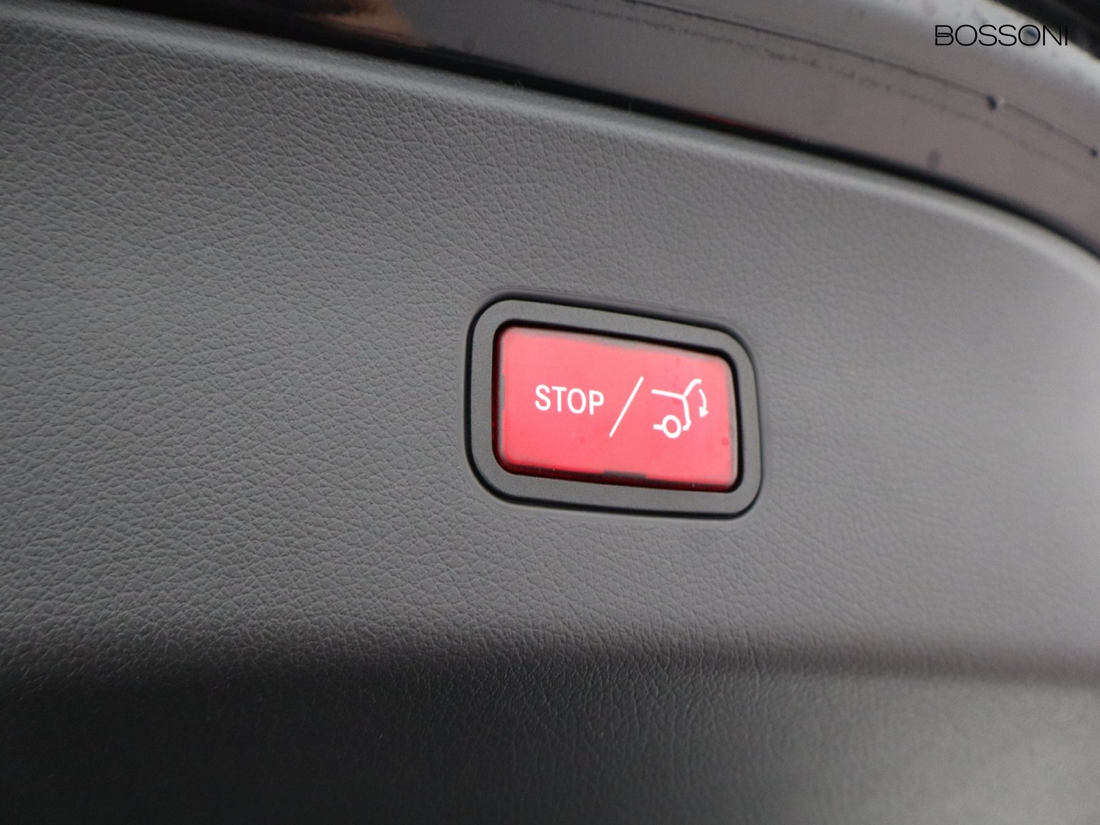 17 - Mercedes GLC coupe 200 amg line advanced 4matic 9g-tronic