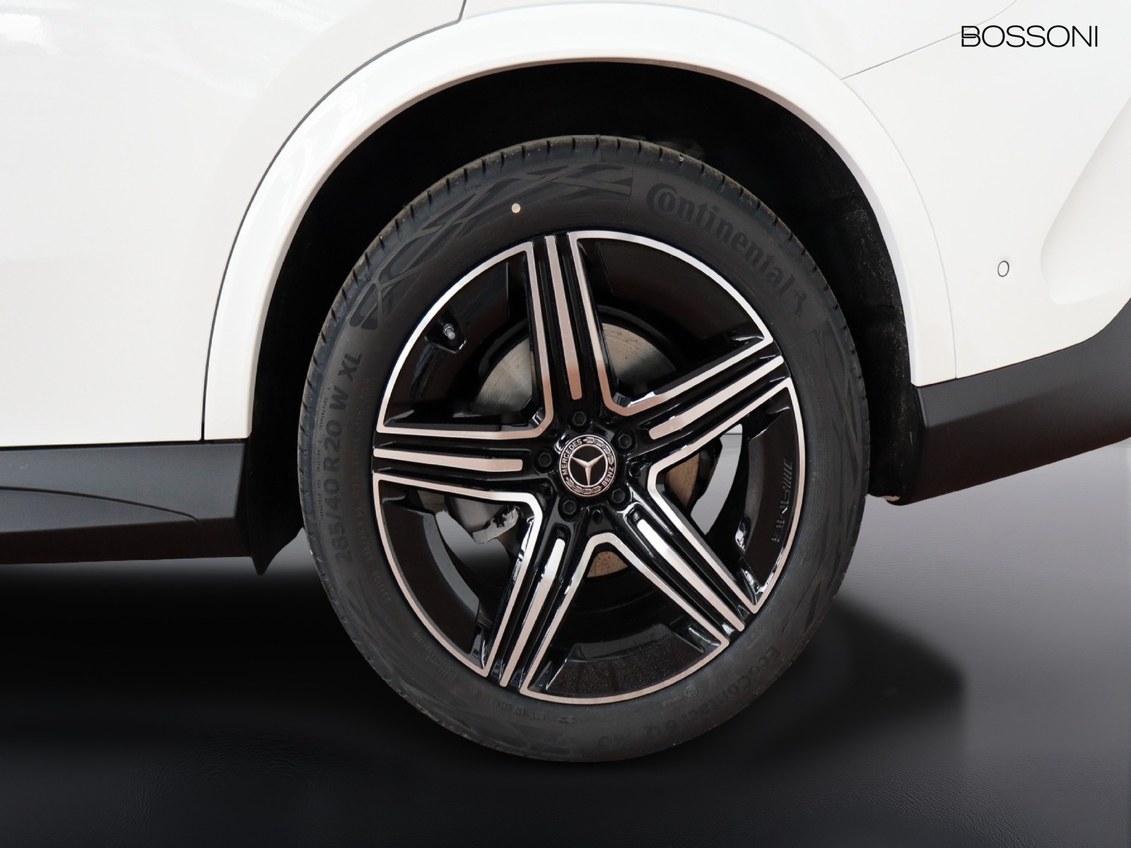 4 - Mercedes GLC coupe 200 d amg line advanced 4matic 9g-tronic