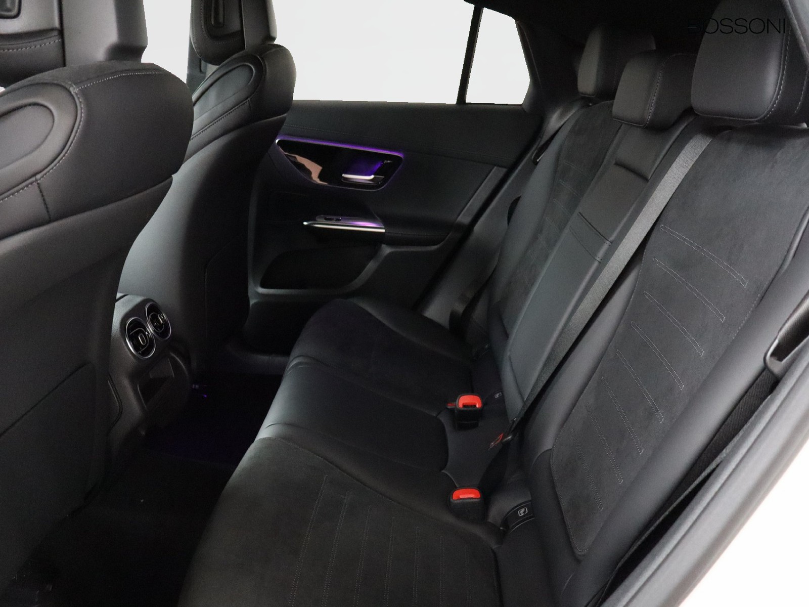 8 - Mercedes GLC coupe 200 d amg line advanced 4matic 9g-tronic