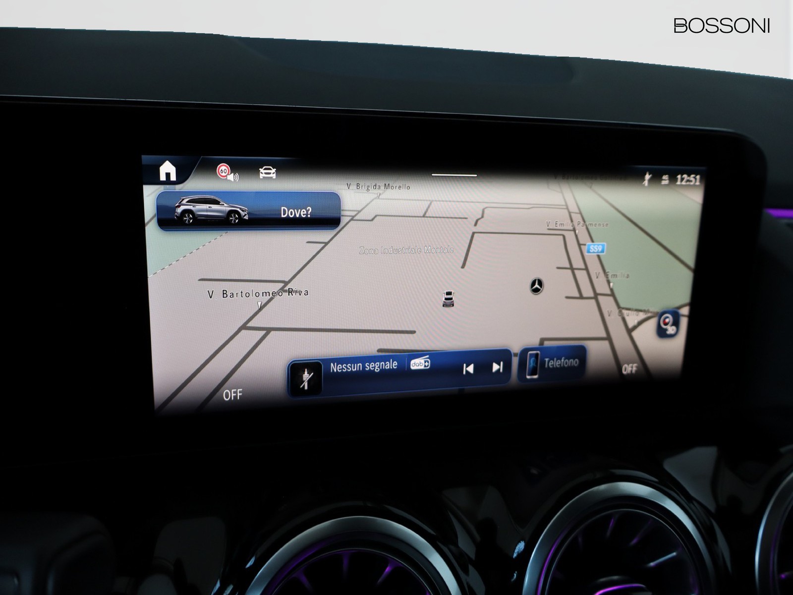 10 - Mercedes GLA 200 d amg line premium 4matic 8g-dct