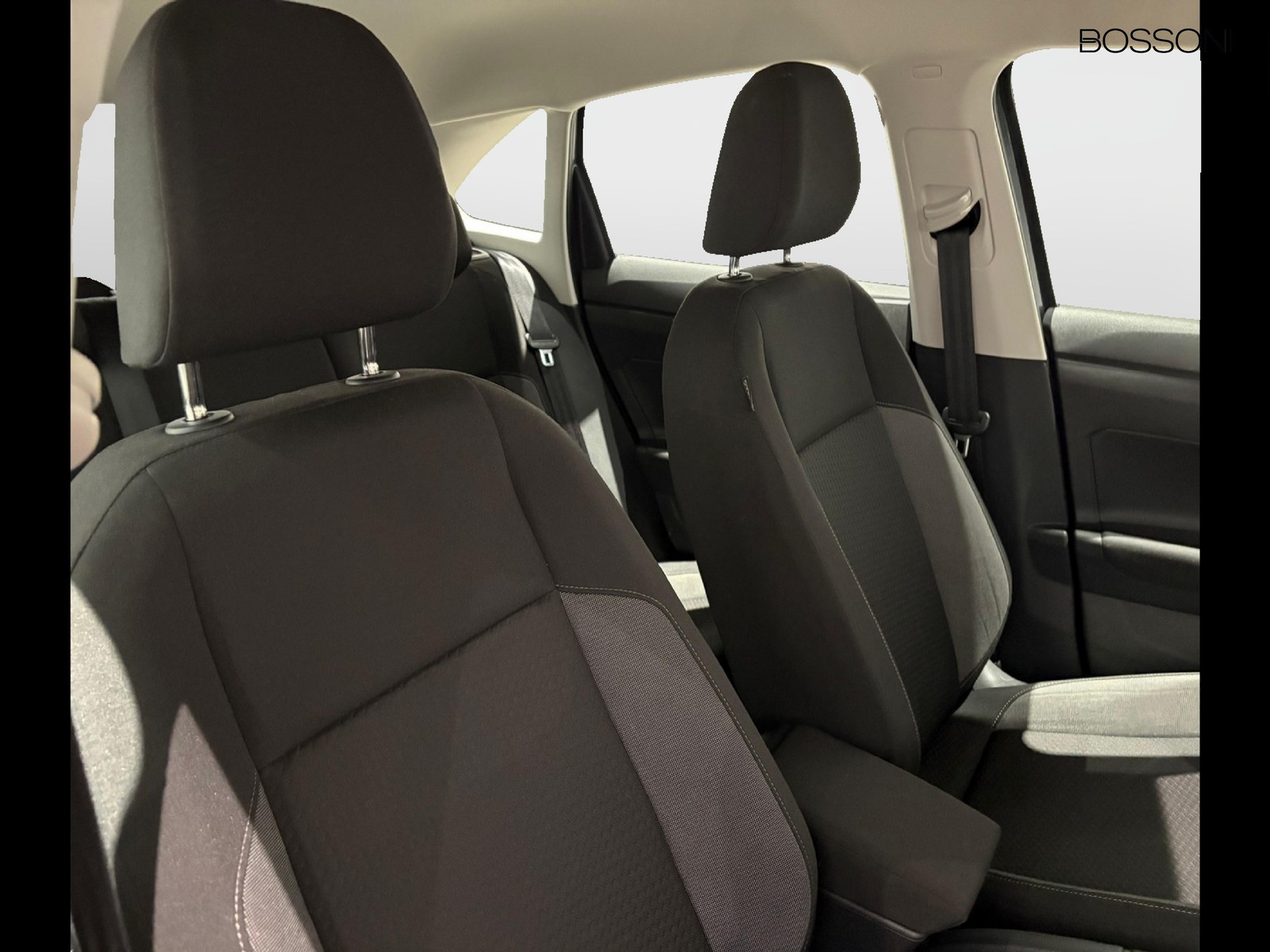 10 - Volkswagen Taigo 1.0 tsi 115cv life