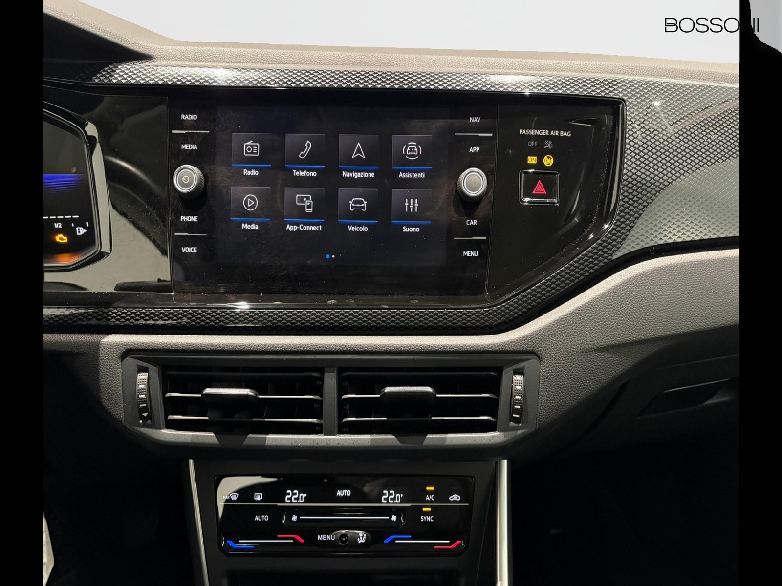 16 - Volkswagen Taigo 1.0 tsi 115cv life