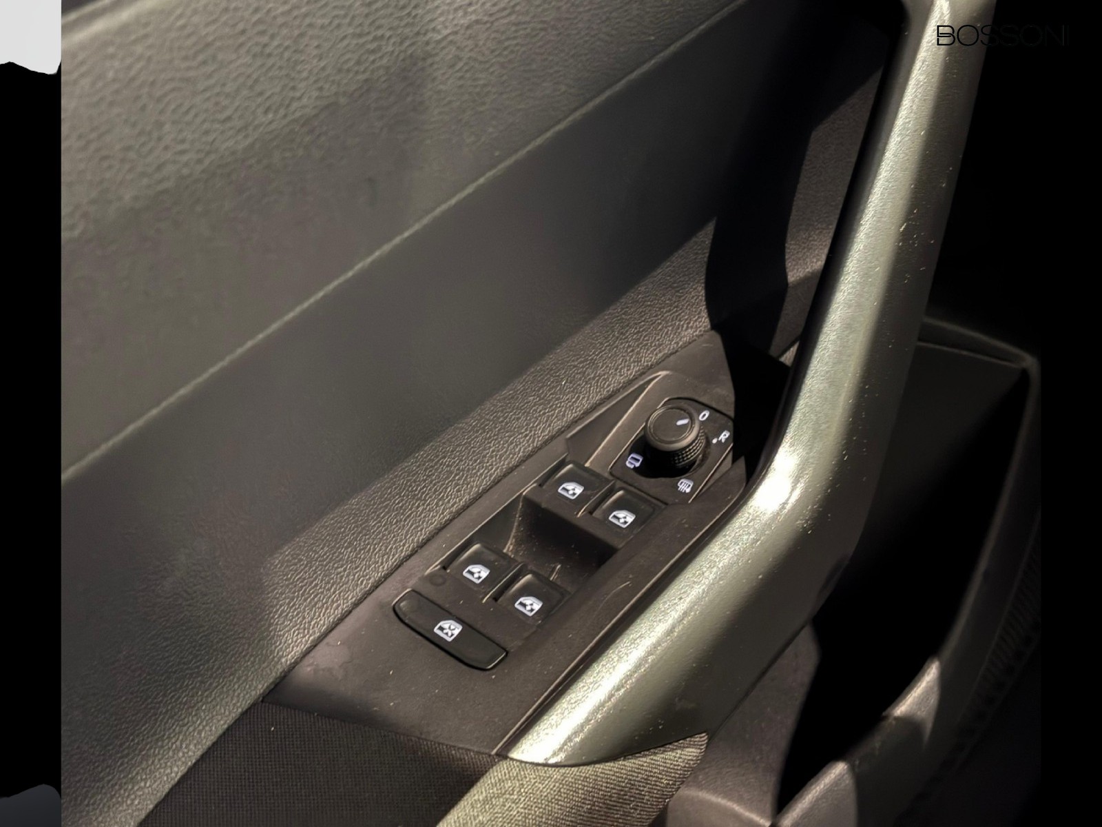 23 - Volkswagen Taigo 1.0 tsi 115cv life