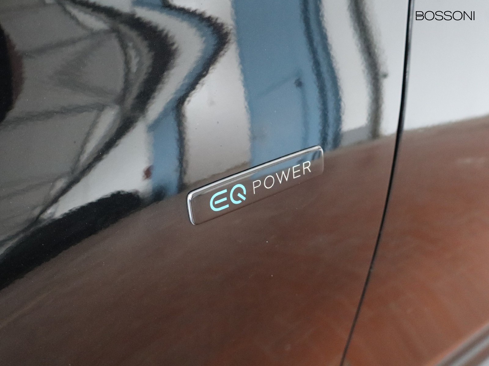 17 - Mercedes Classe A 250 e plug in hybrid (e eq-power) premium 8g-dct