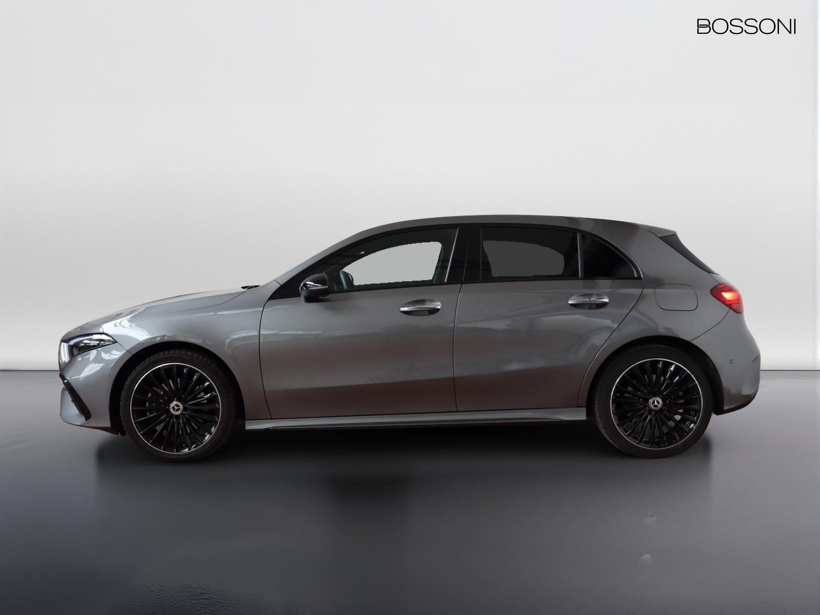 3 - Mercedes Classe A 250 e plug-in-hybrid amg line advanced plus speedshift dct amg 8g