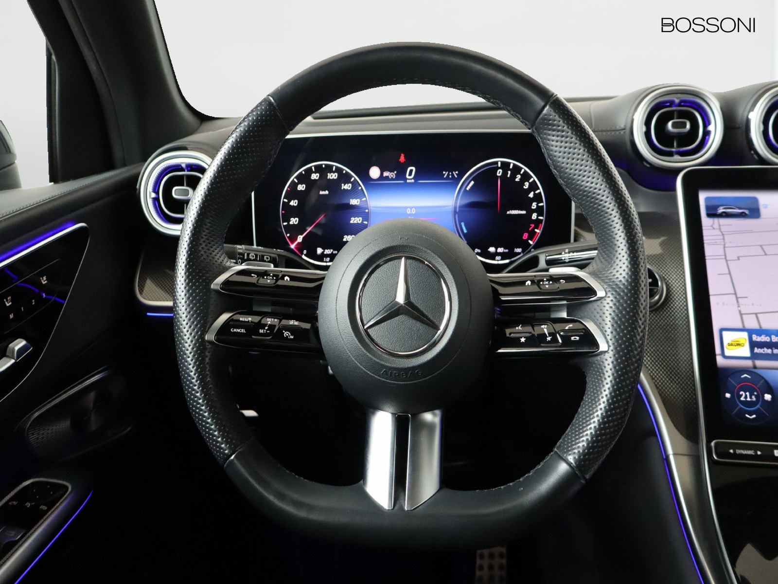 18 - Mercedes GLC suv 400 e premium plus 4matic 9g-tronic