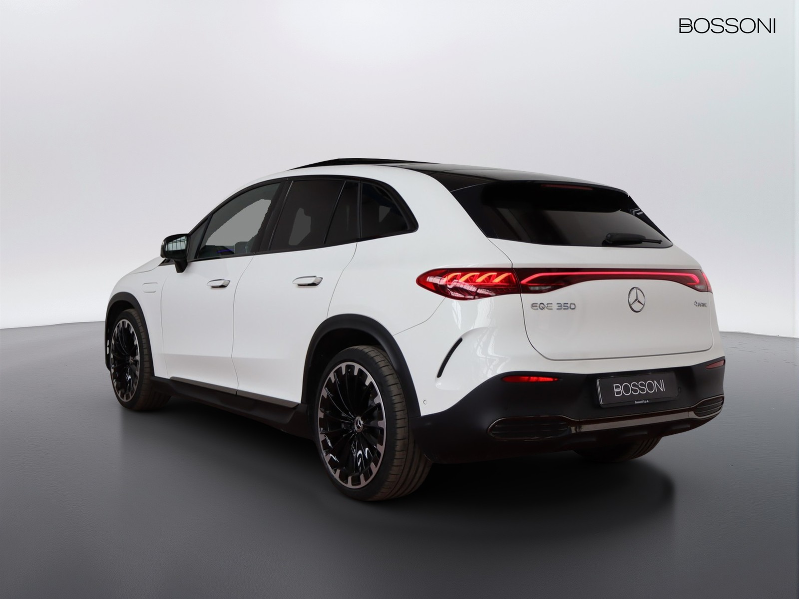 5 - Mercedes EQE suv 350 amg line premium 4matic