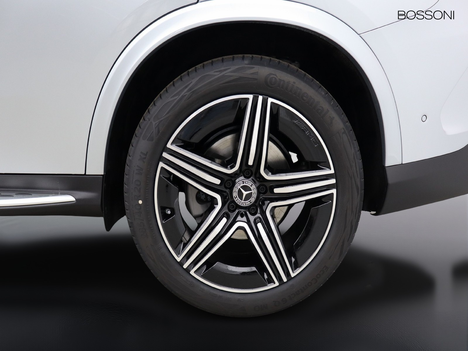 4 - Mercedes GLC coupe 220 d amg line advanced 4matic 9g-tronic