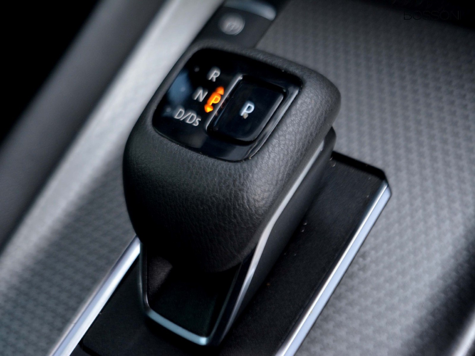 16 - Nissan Qashqai 1.3 mild hybrid 158cv n-connecta 2wd xtronic